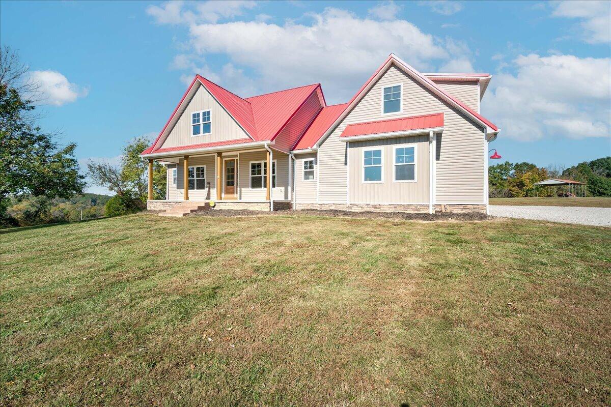1840 Crooked Creek Road Property Photo 4