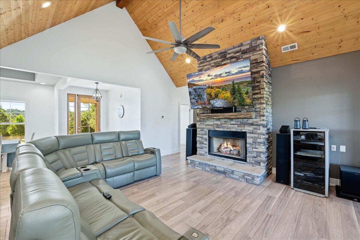 1840 Crooked Creek Road Property Photo 13