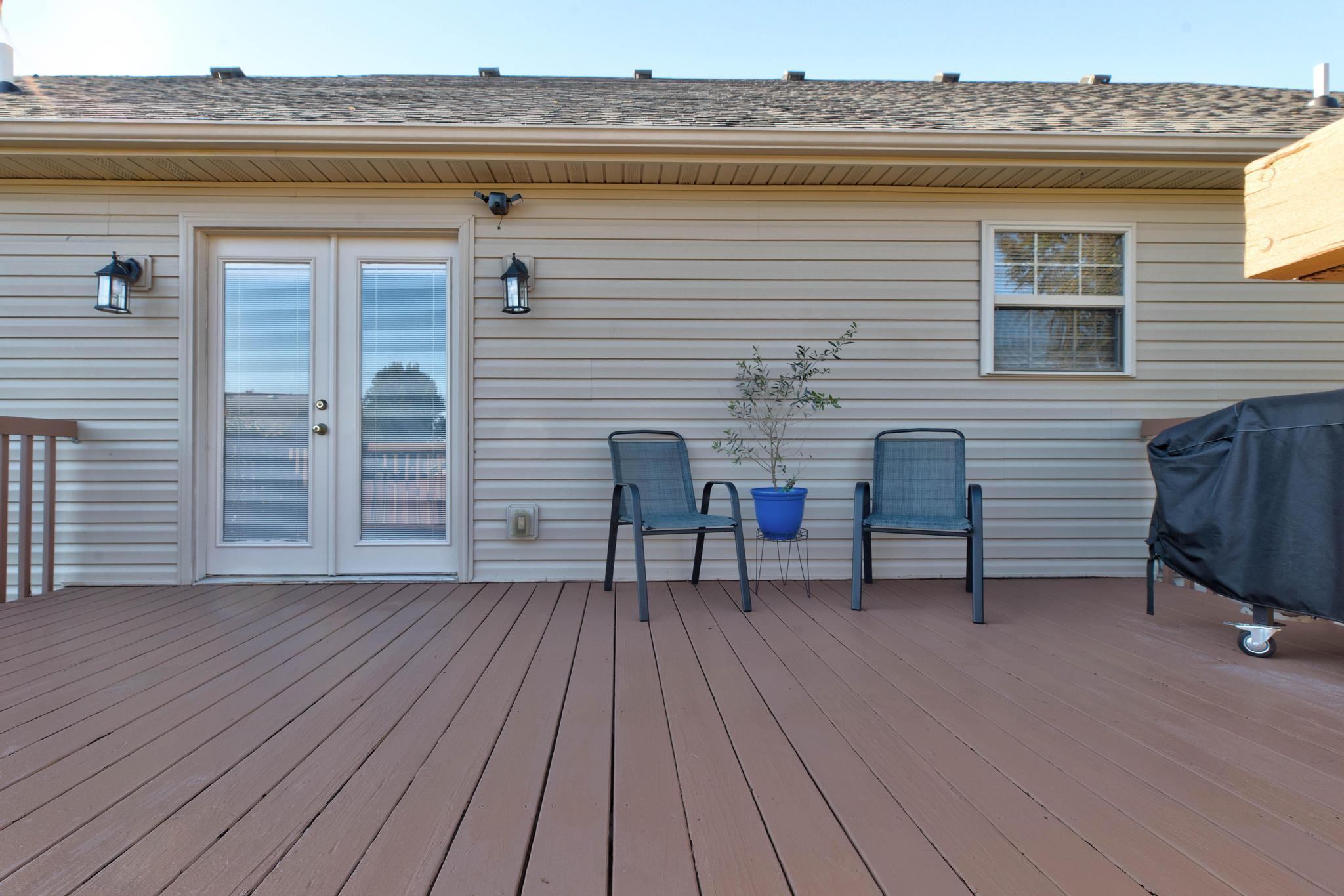819 Dresden Way Property Photo 29