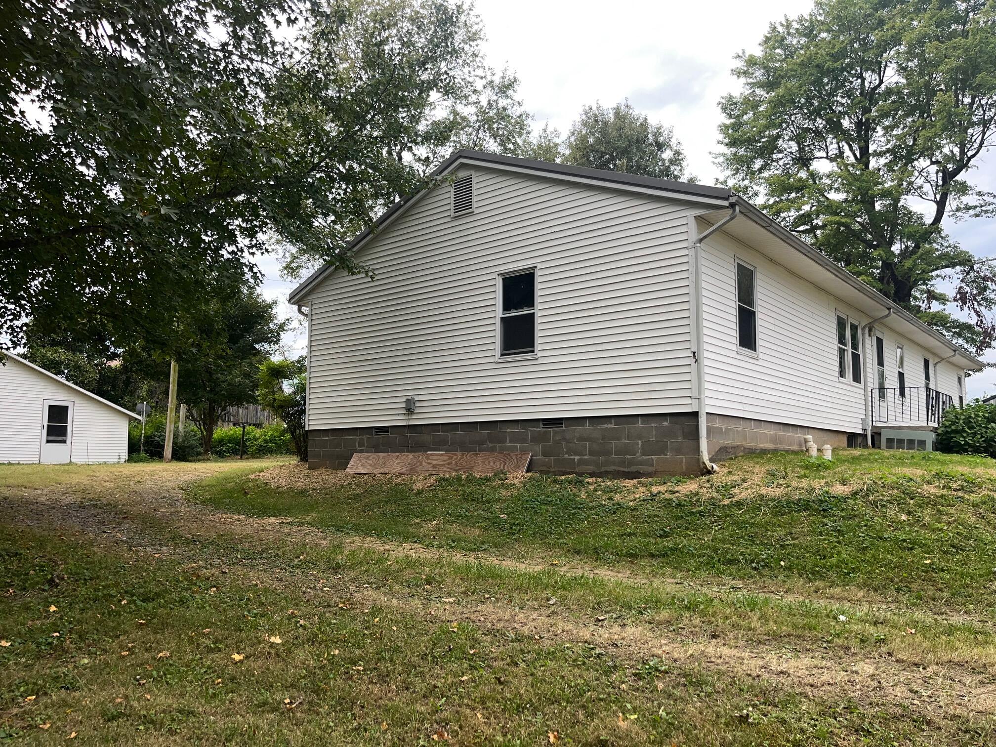 8889 Wickliffe Road Property Photo 3