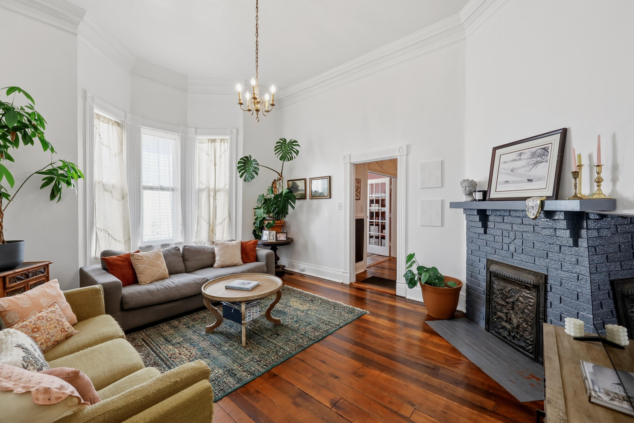13 Euclid Avenue Property Photo 12