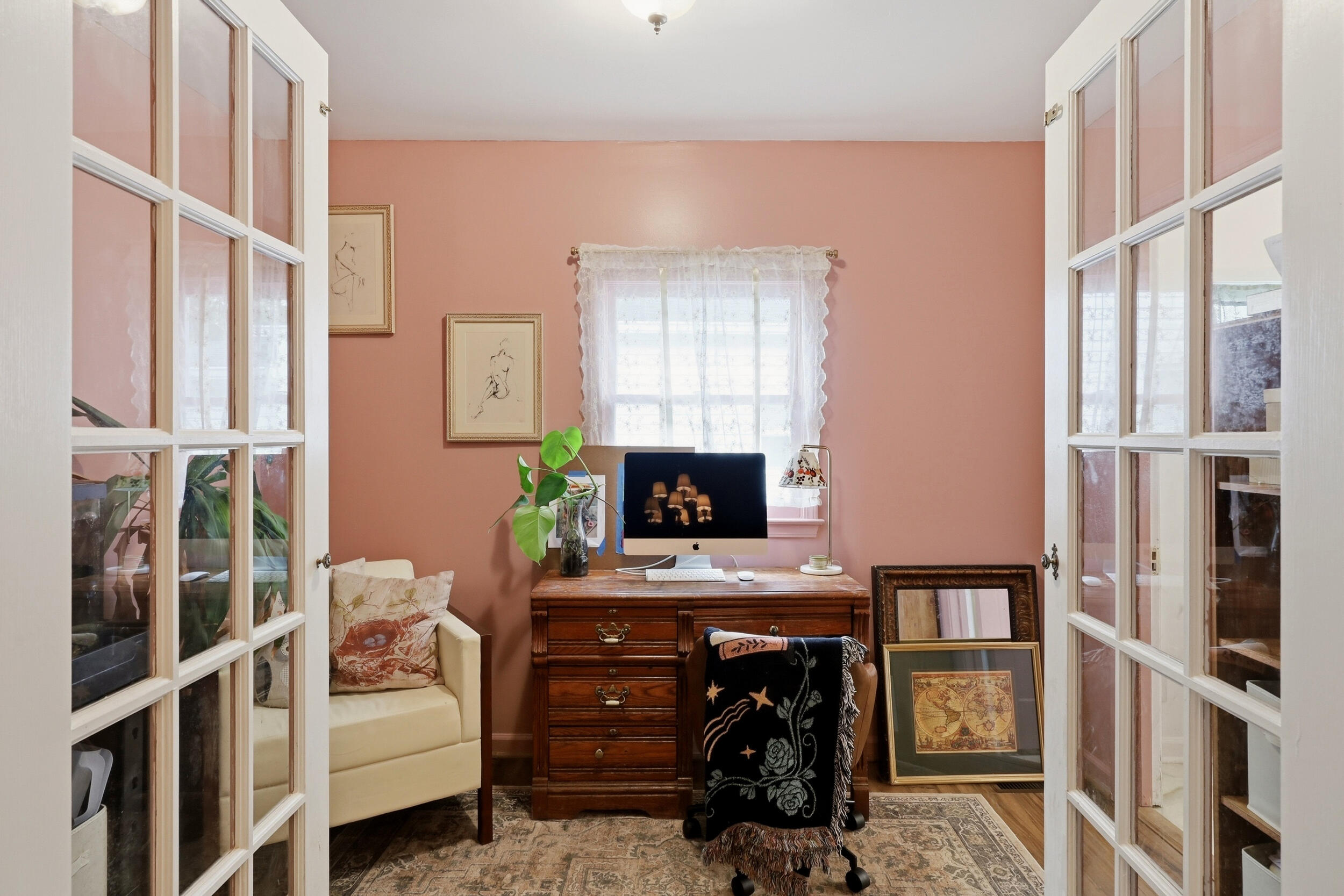 13 Euclid Avenue Property Photo 19