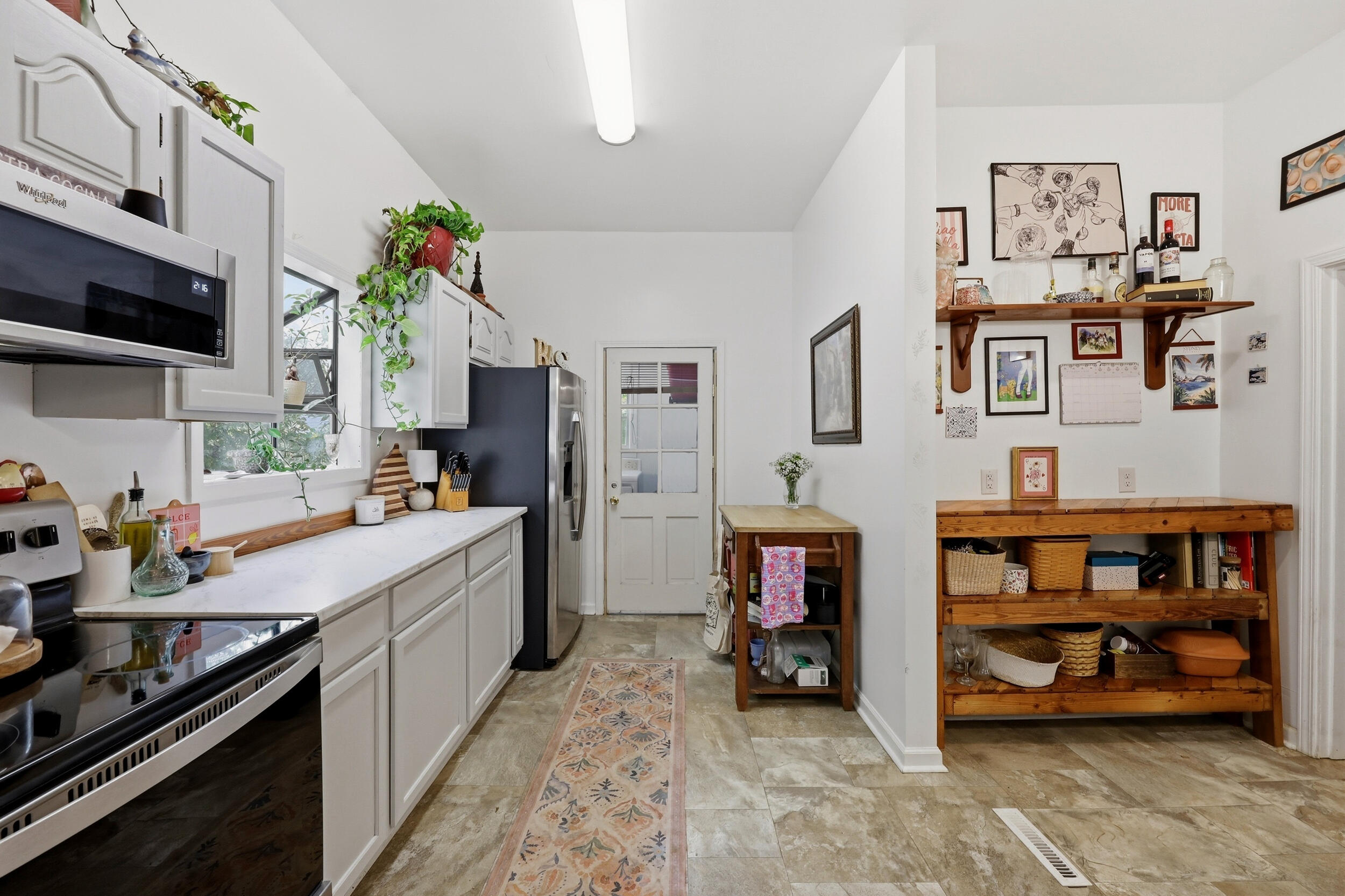 13 Euclid Avenue Property Photo 29