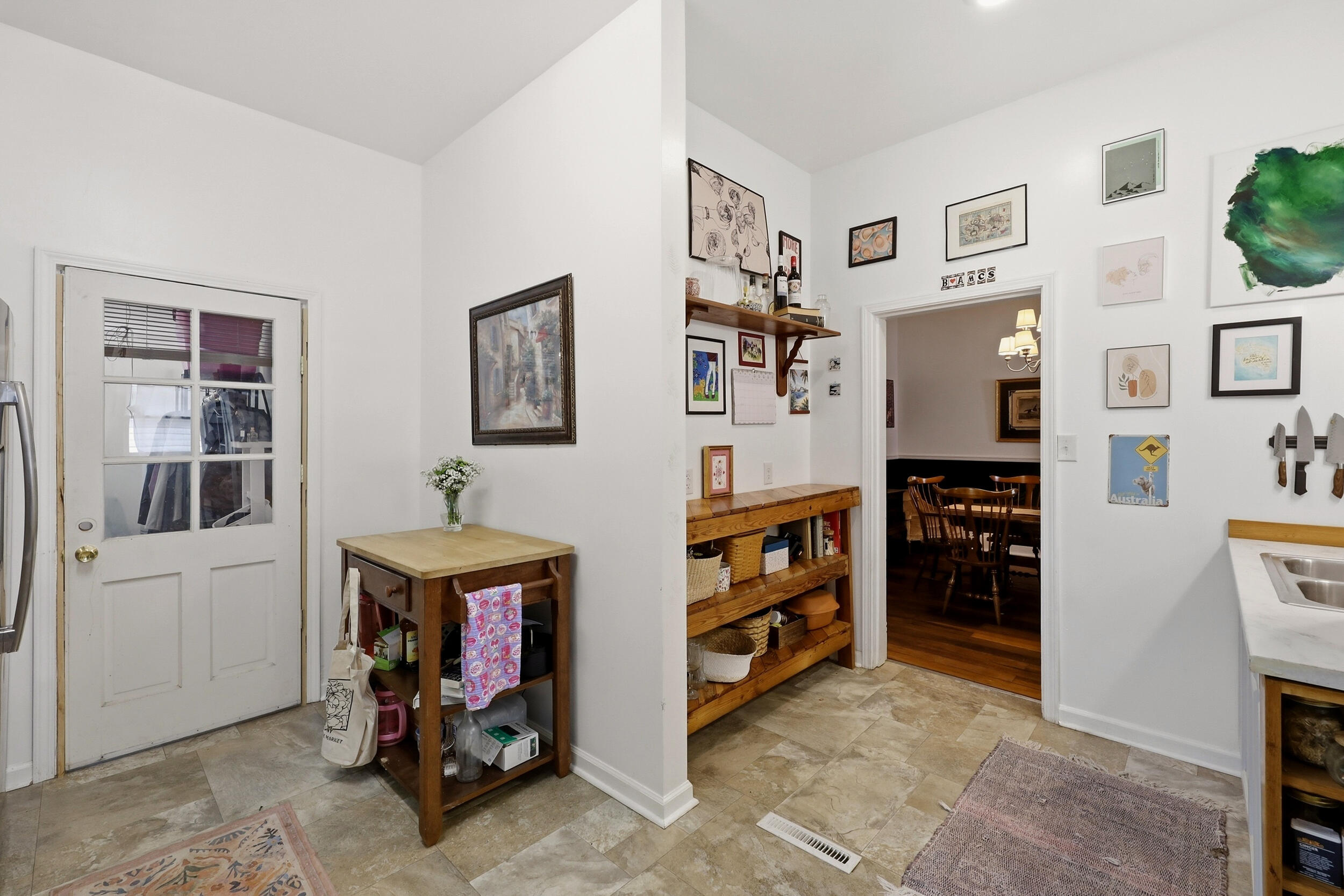 13 Euclid Avenue Property Photo 30