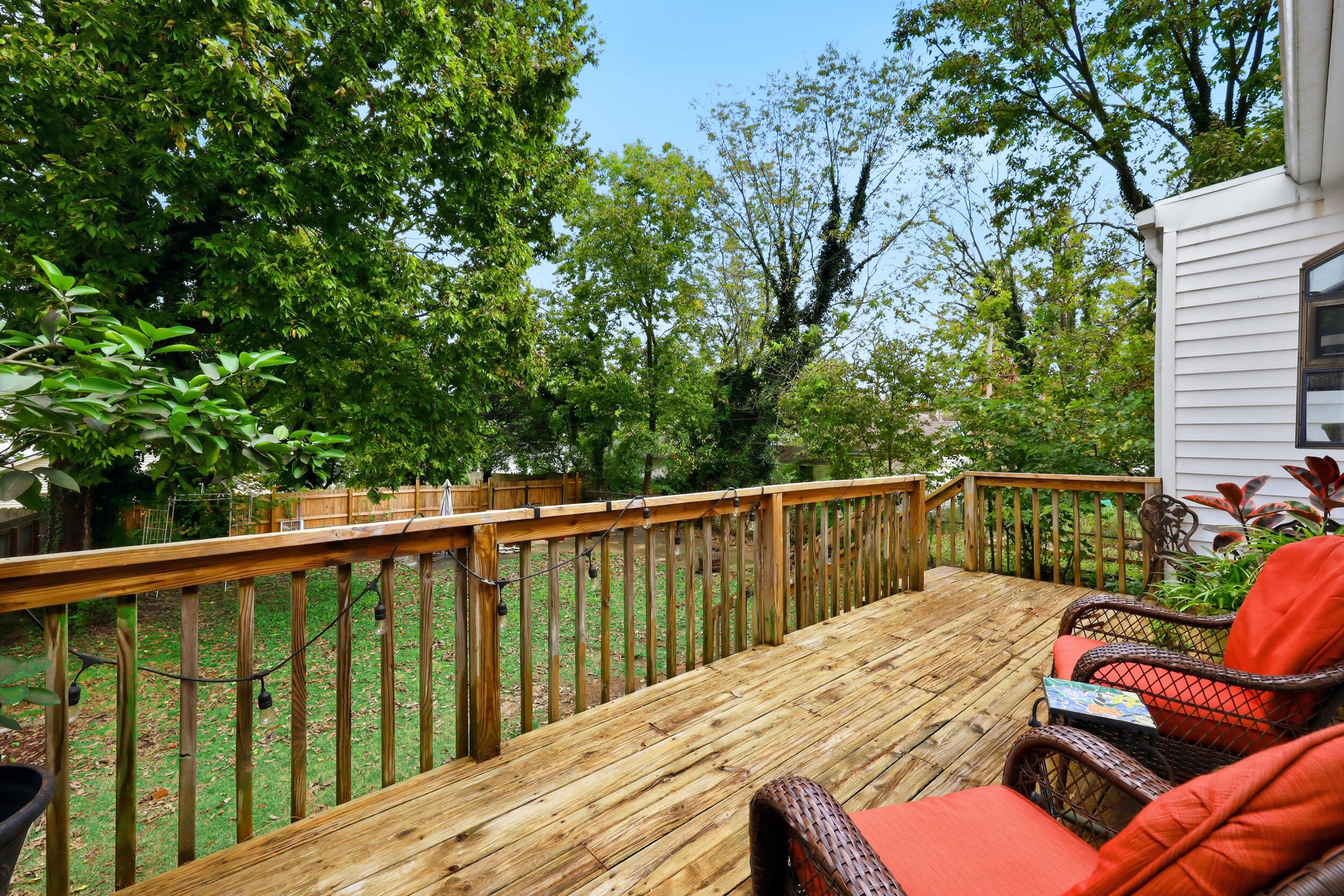 13 Euclid Avenue Property Photo 35