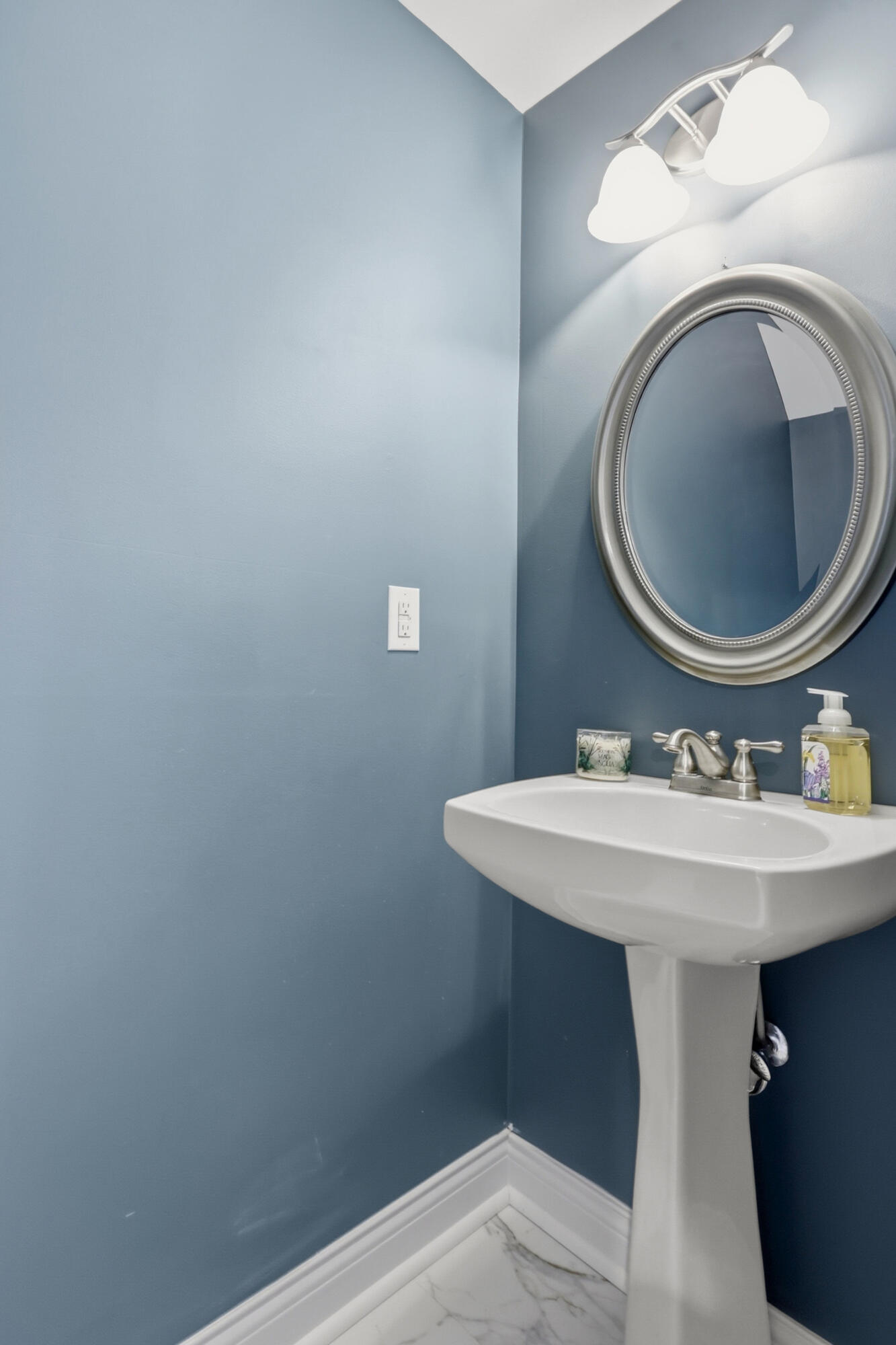 4464 Stuart Hall Boulevard 1101 Property Photo 6