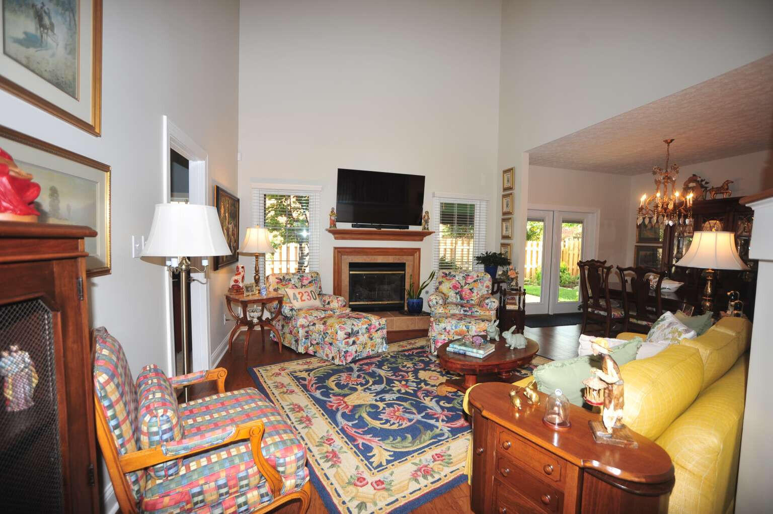 2046 Sussex Place Property Photo 12