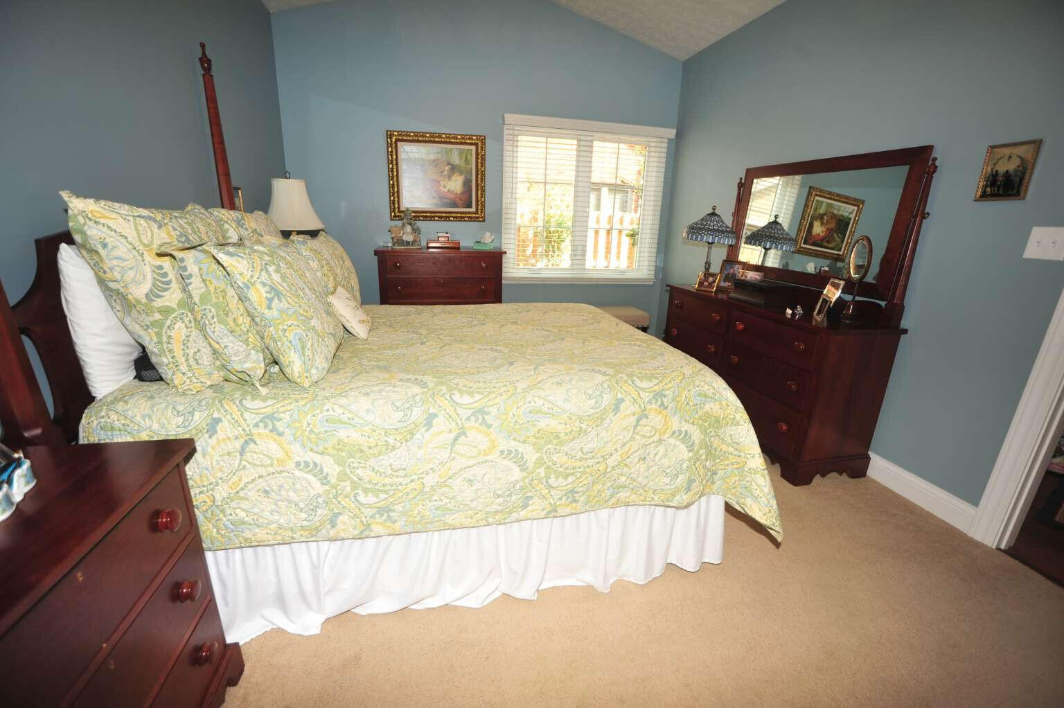 2046 Sussex Place Property Photo 18