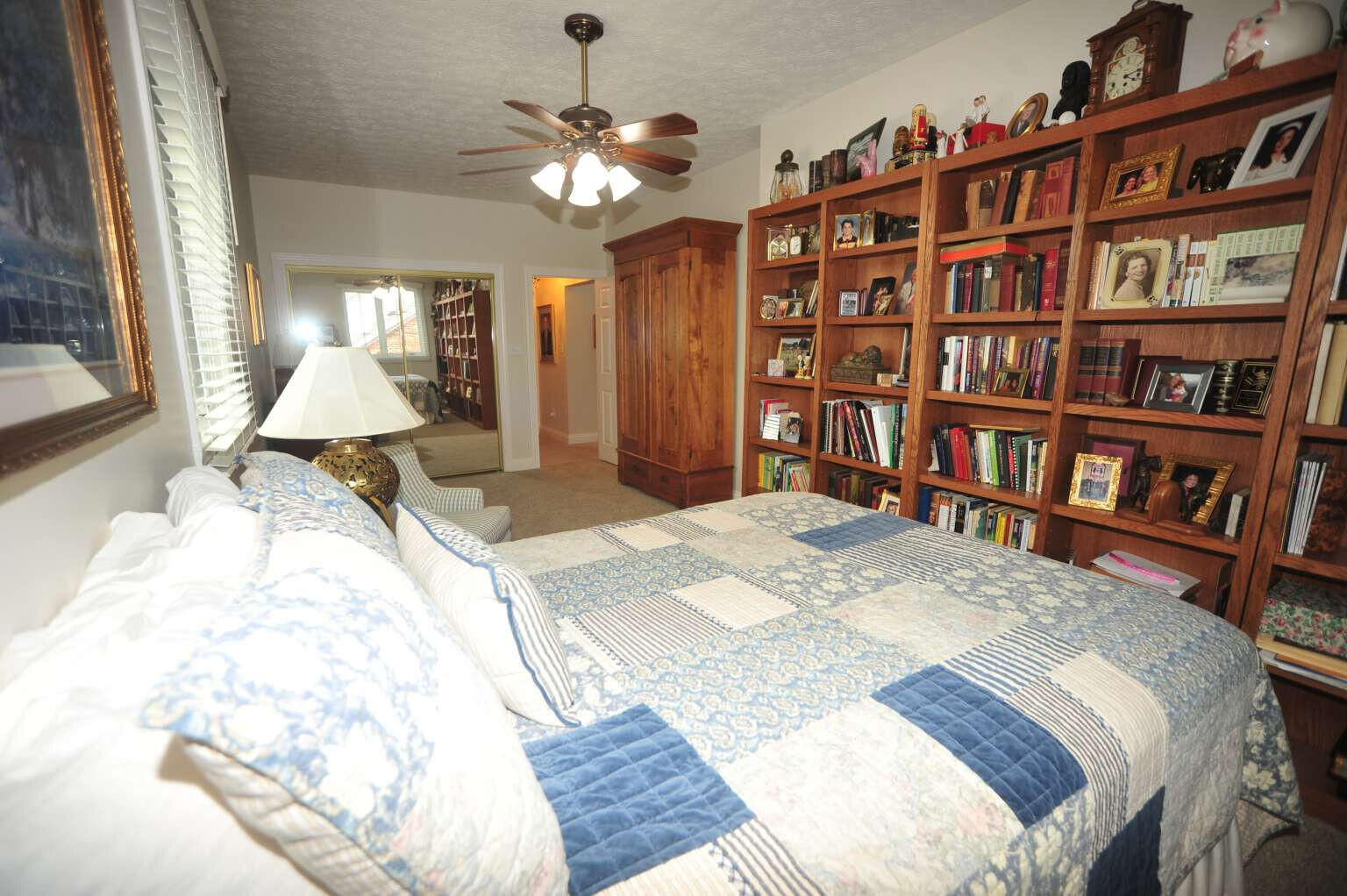 2046 Sussex Place Property Photo 27