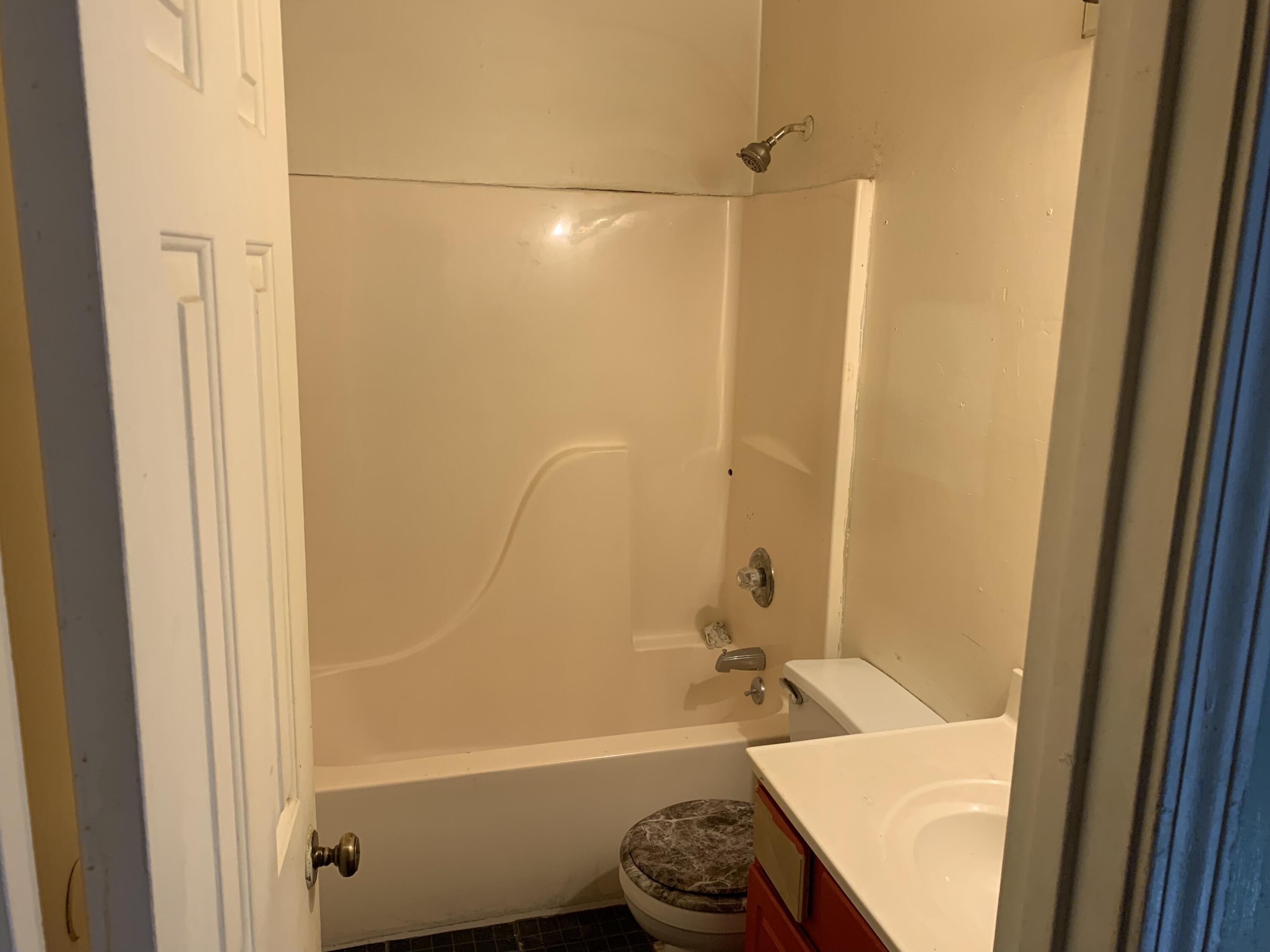 100 Hill Street Property Photo 5