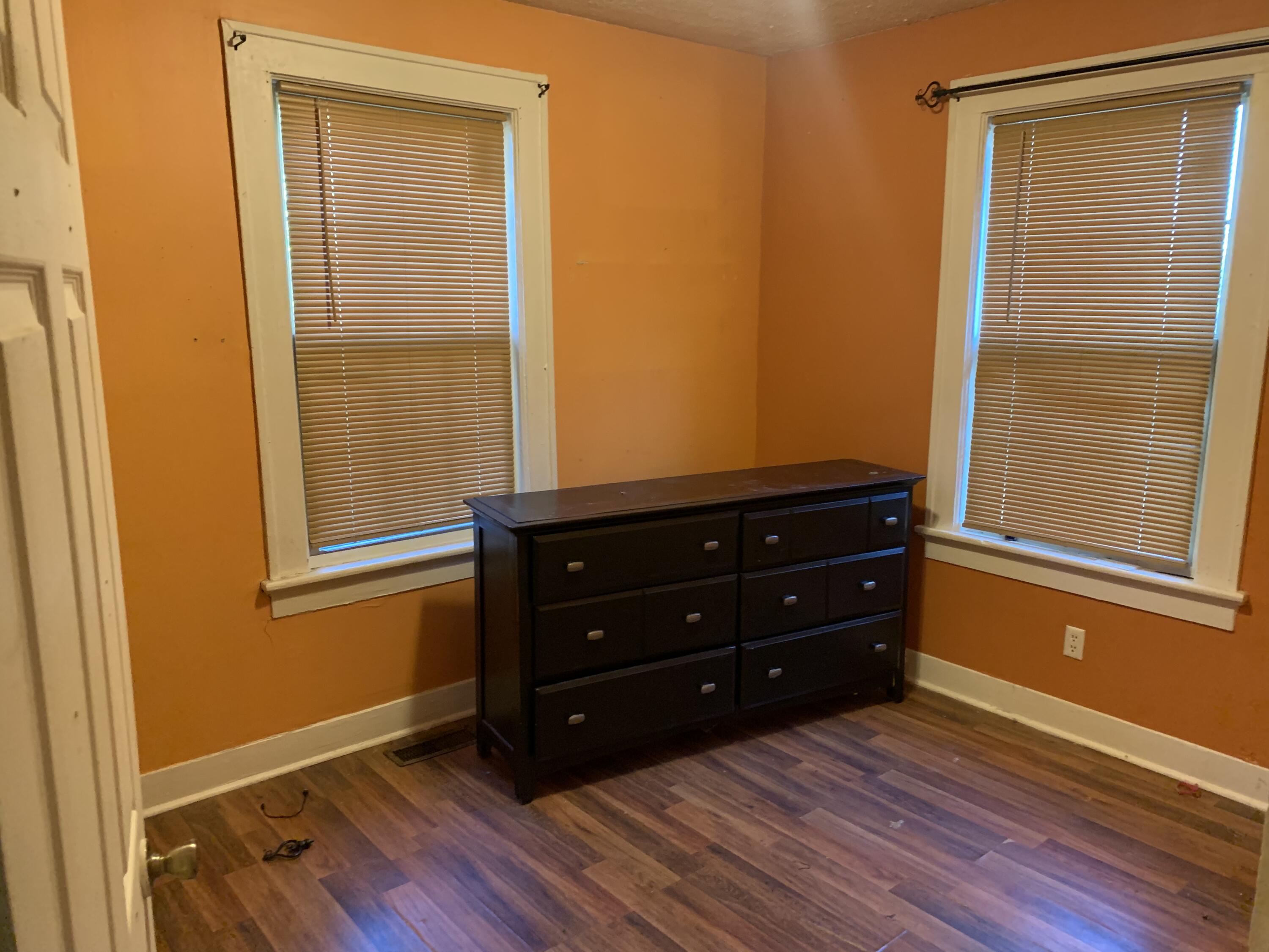 100 Hill Street Property Photo 8