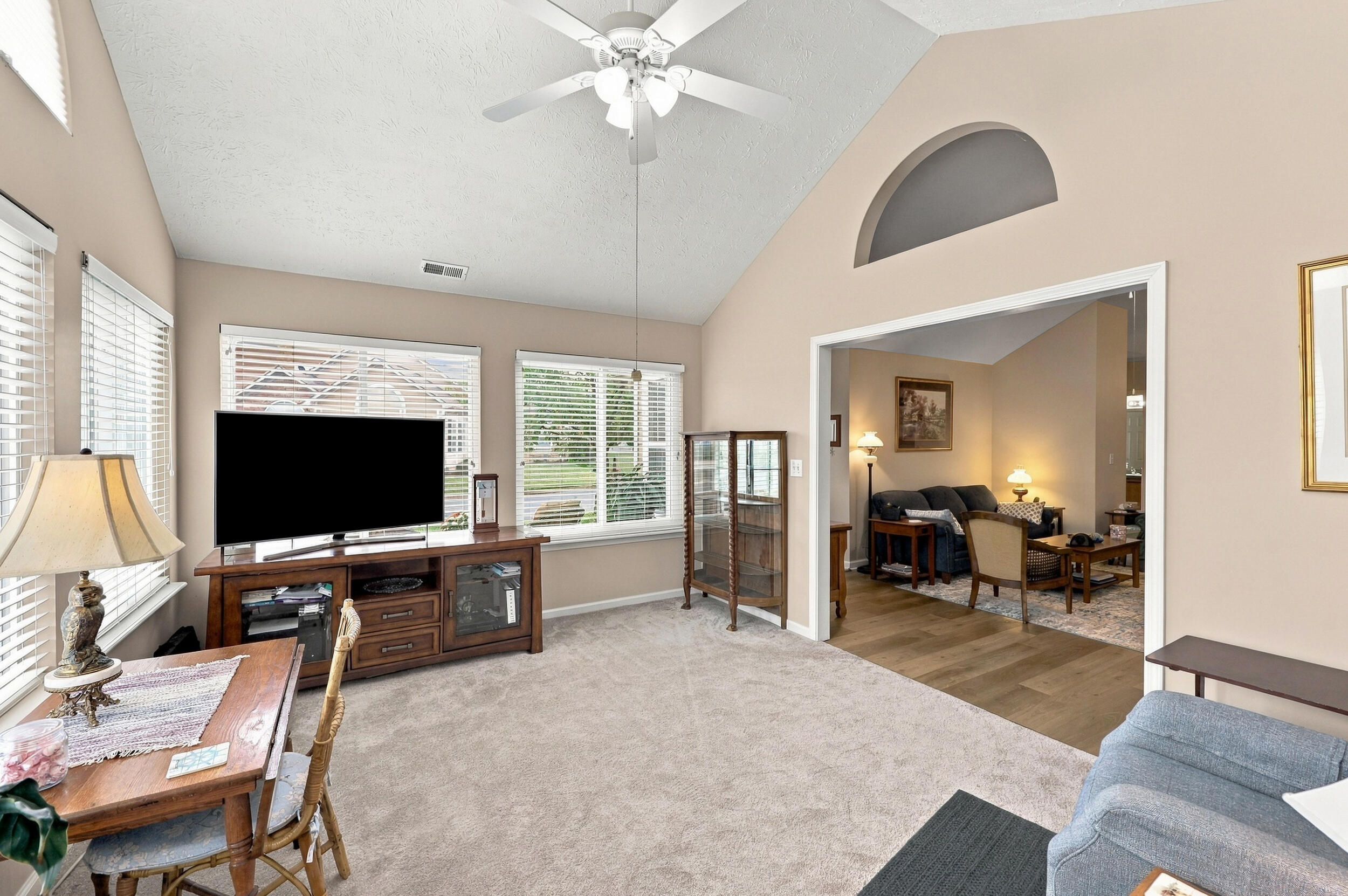 259 Churchill Crossing Property Photo 4