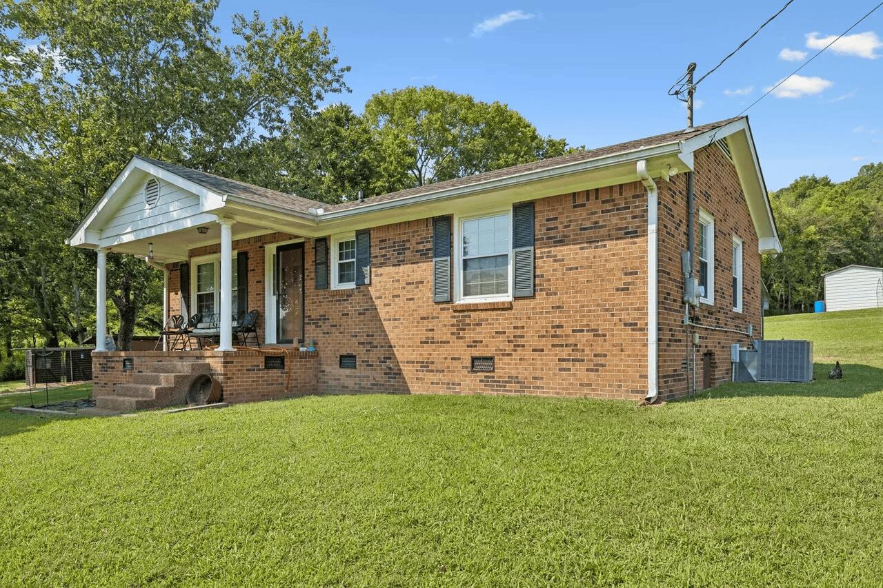 4462 Jackson Hollow Road Property Photo 2