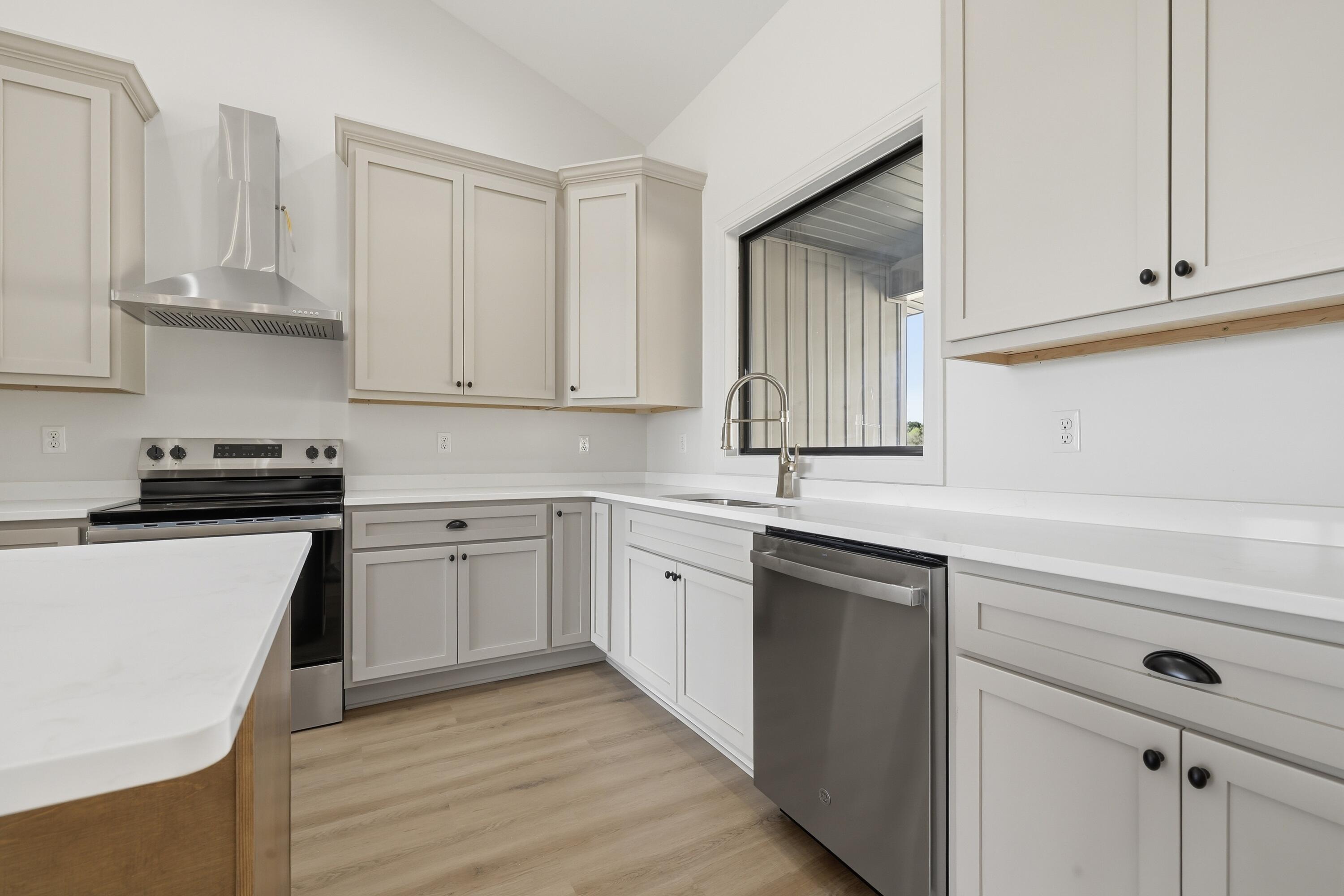 53 Sadi Court Property Photo 28