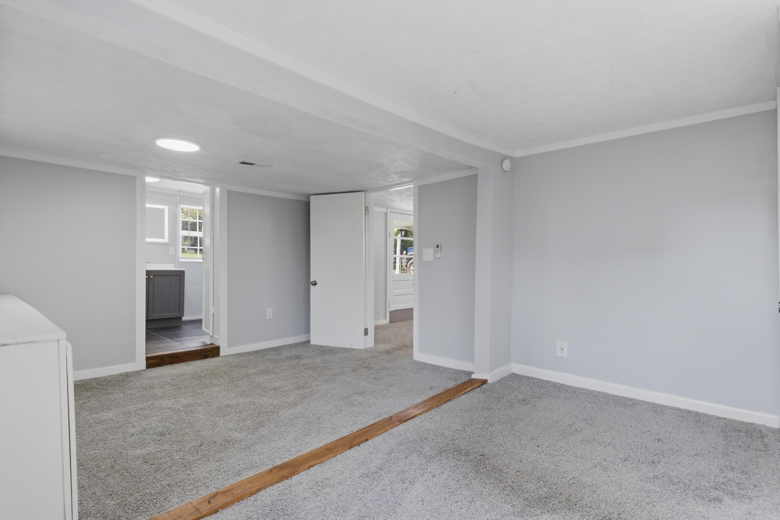 213 Irvine View Street Property Photo 16