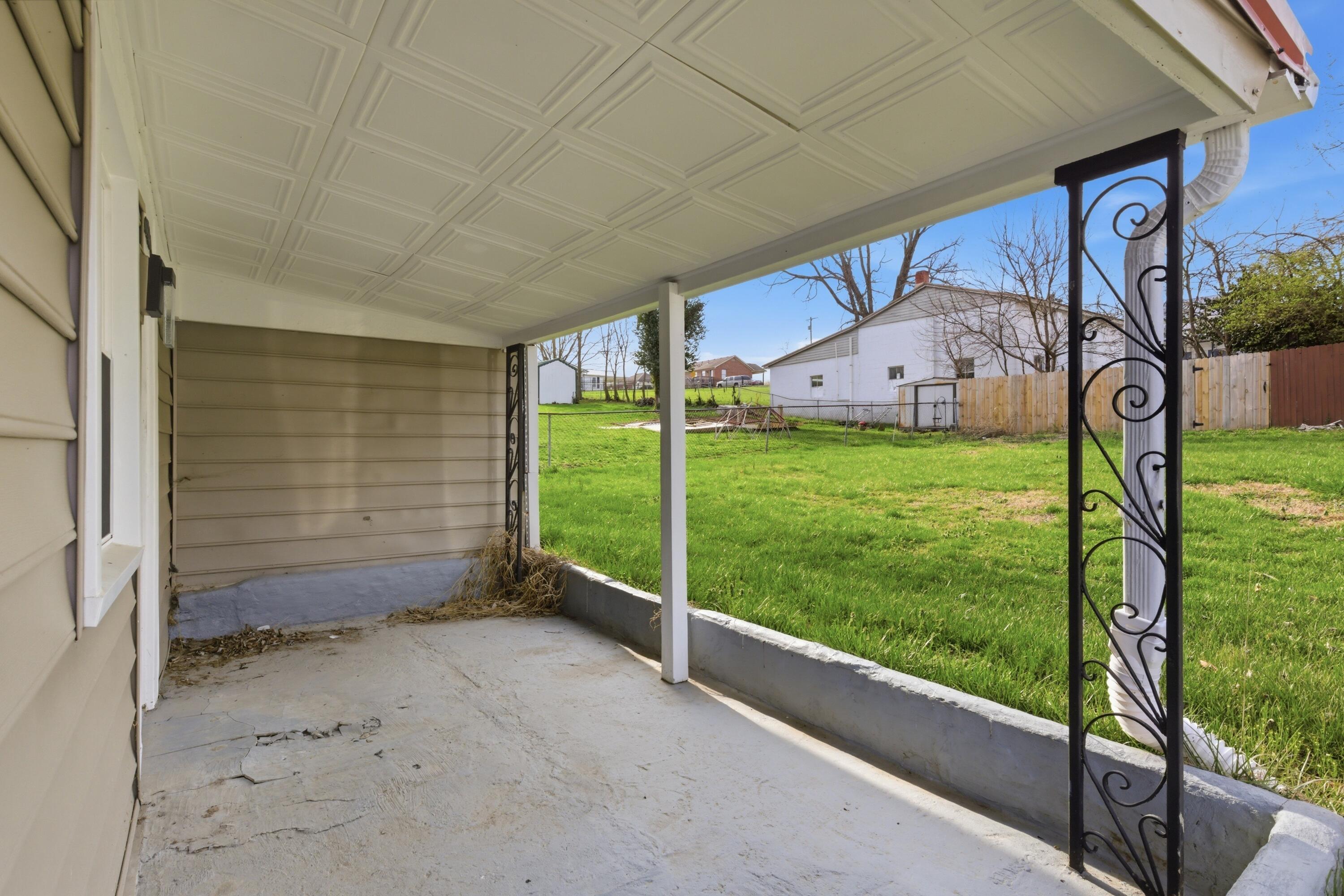 213 Irvine View Street Property Photo 18