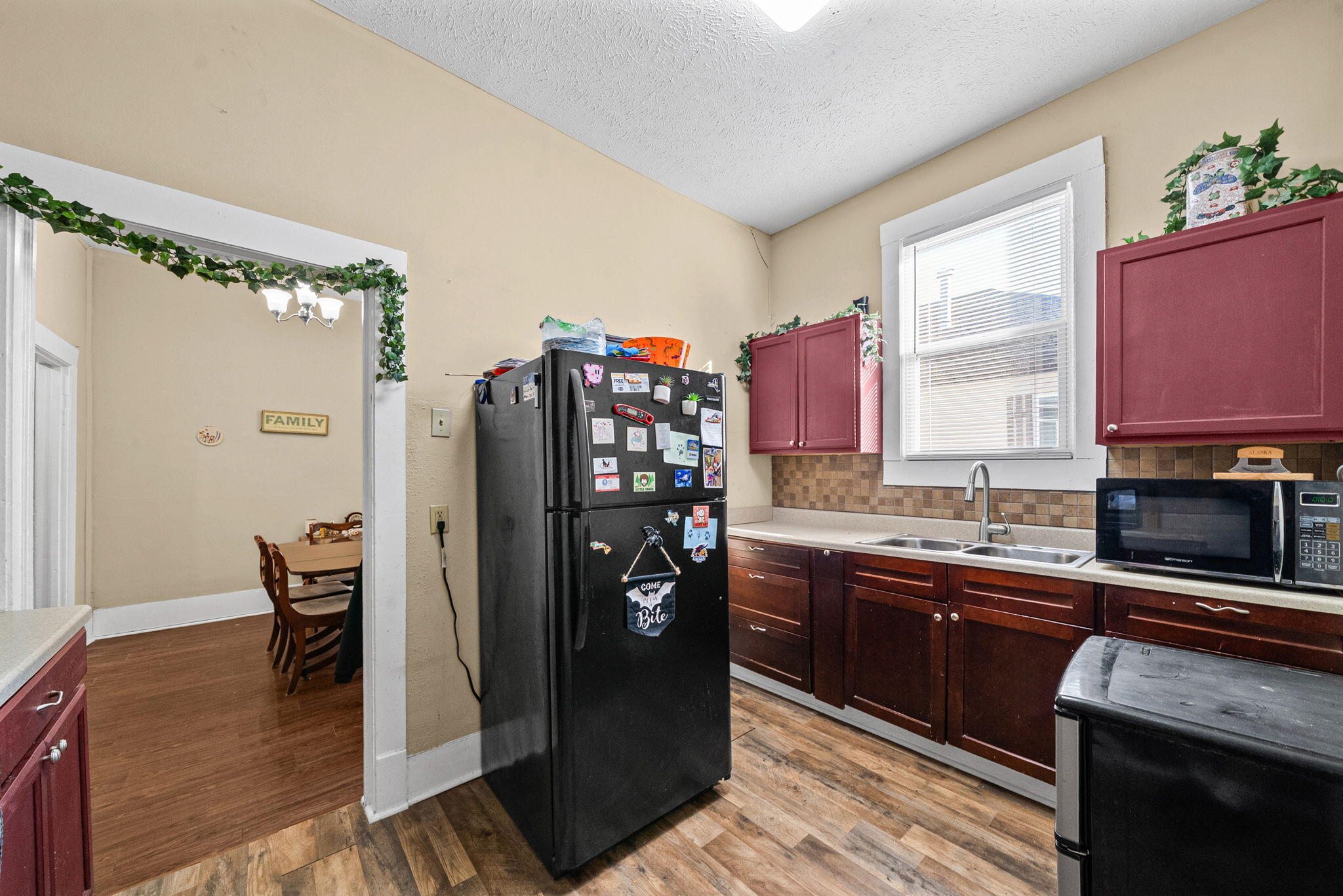 2420 S Main Street Property Photo 16