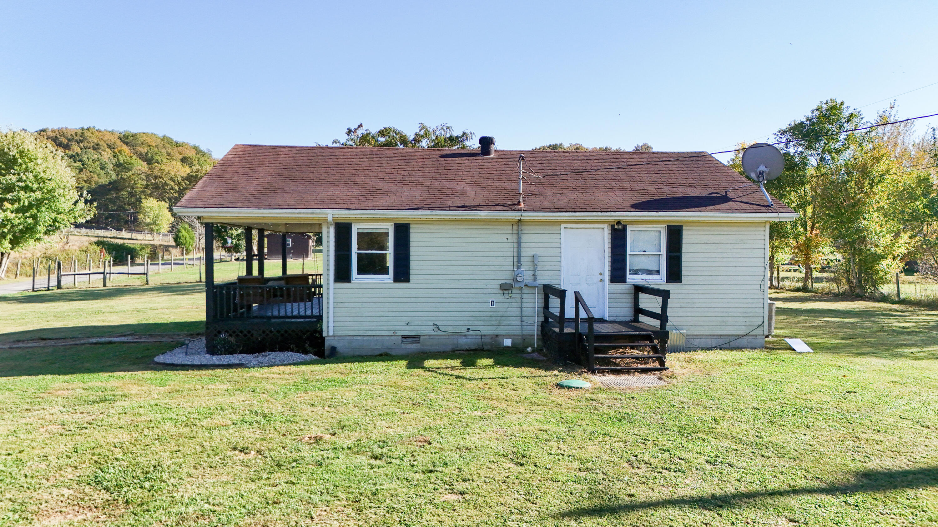 2375 Copper Creek Road Property Photo 7
