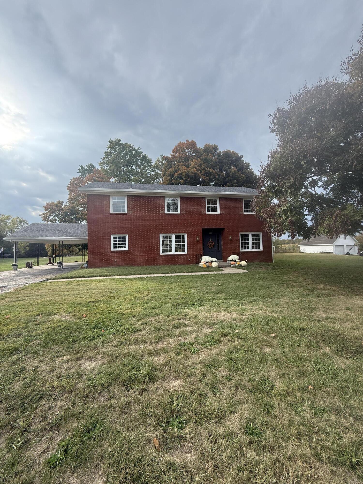 621 S Buell Street Property Photo 2