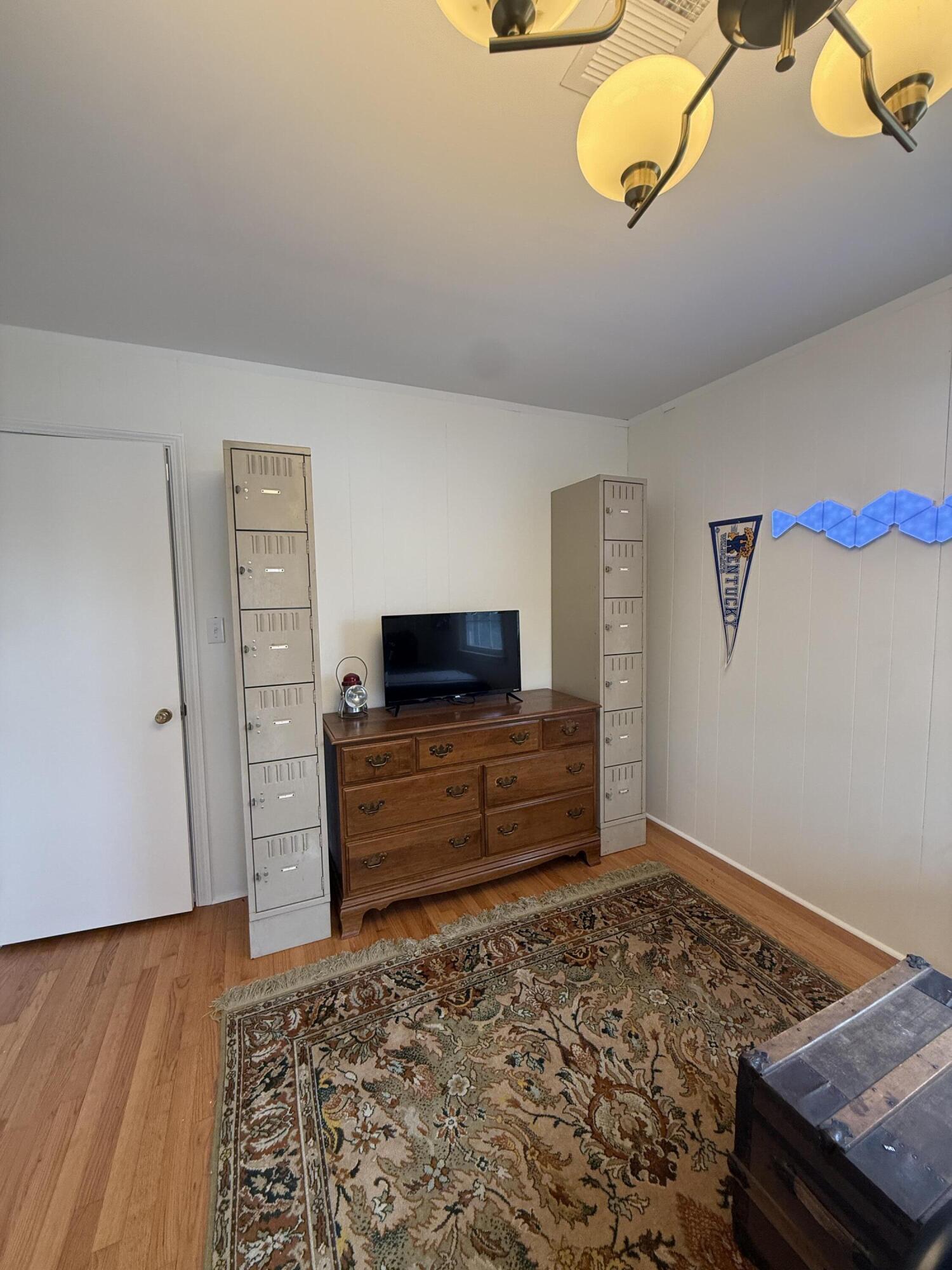 621 S Buell Street Property Photo 47