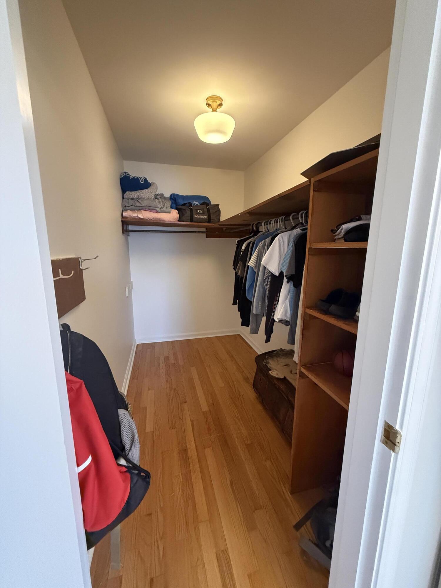 621 S Buell Street Property Photo 48