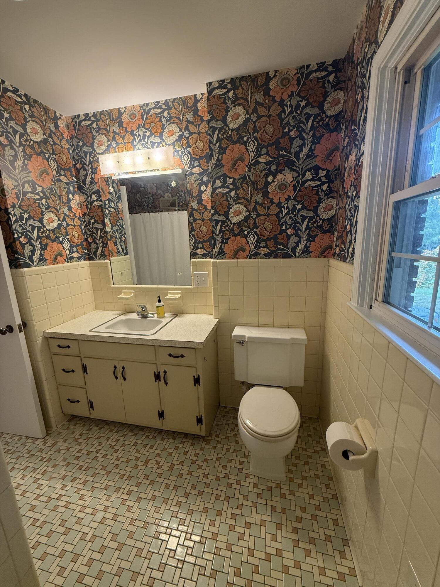 621 S Buell Street Property Photo 70