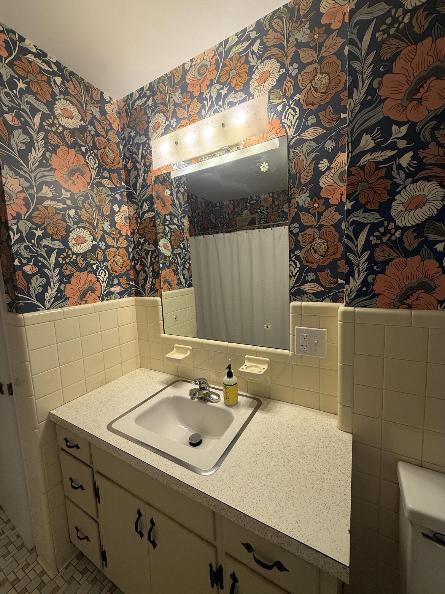 621 S Buell Street Property Photo 72