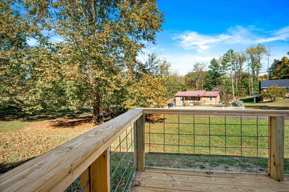 185 Slate Lick Road Property Photo 7