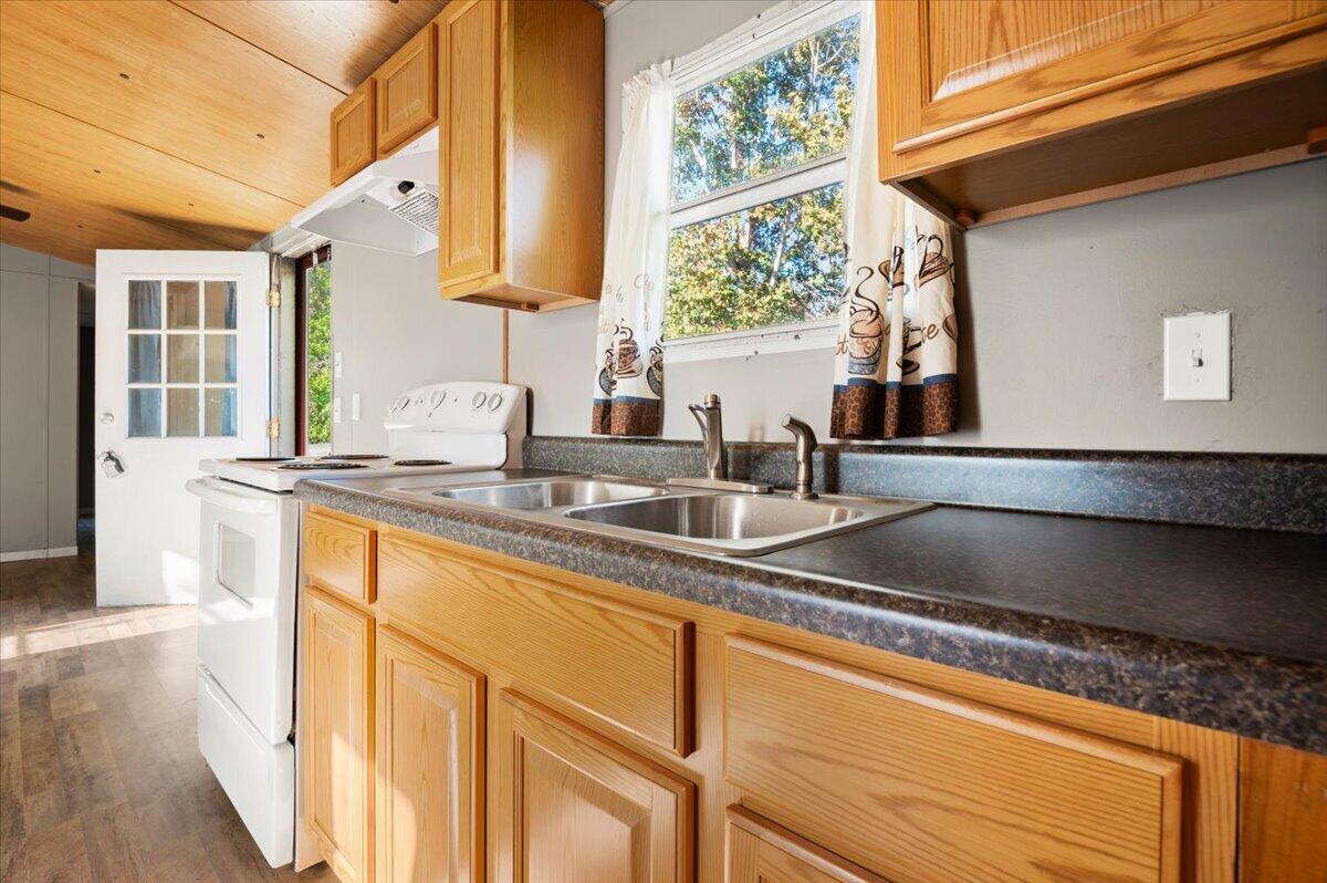 185 Slate Lick Road Property Photo 14