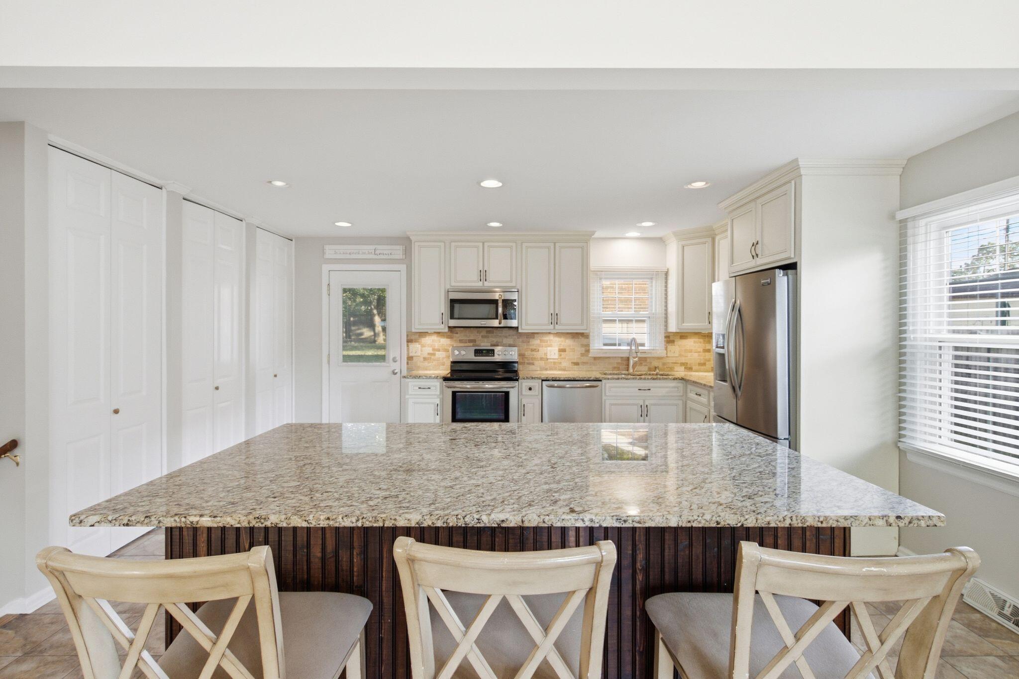 3462 Boston Road Property Photo 6