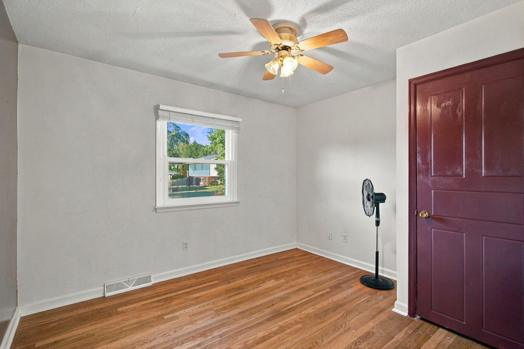 864 Pinkney Drive Property Photo 27