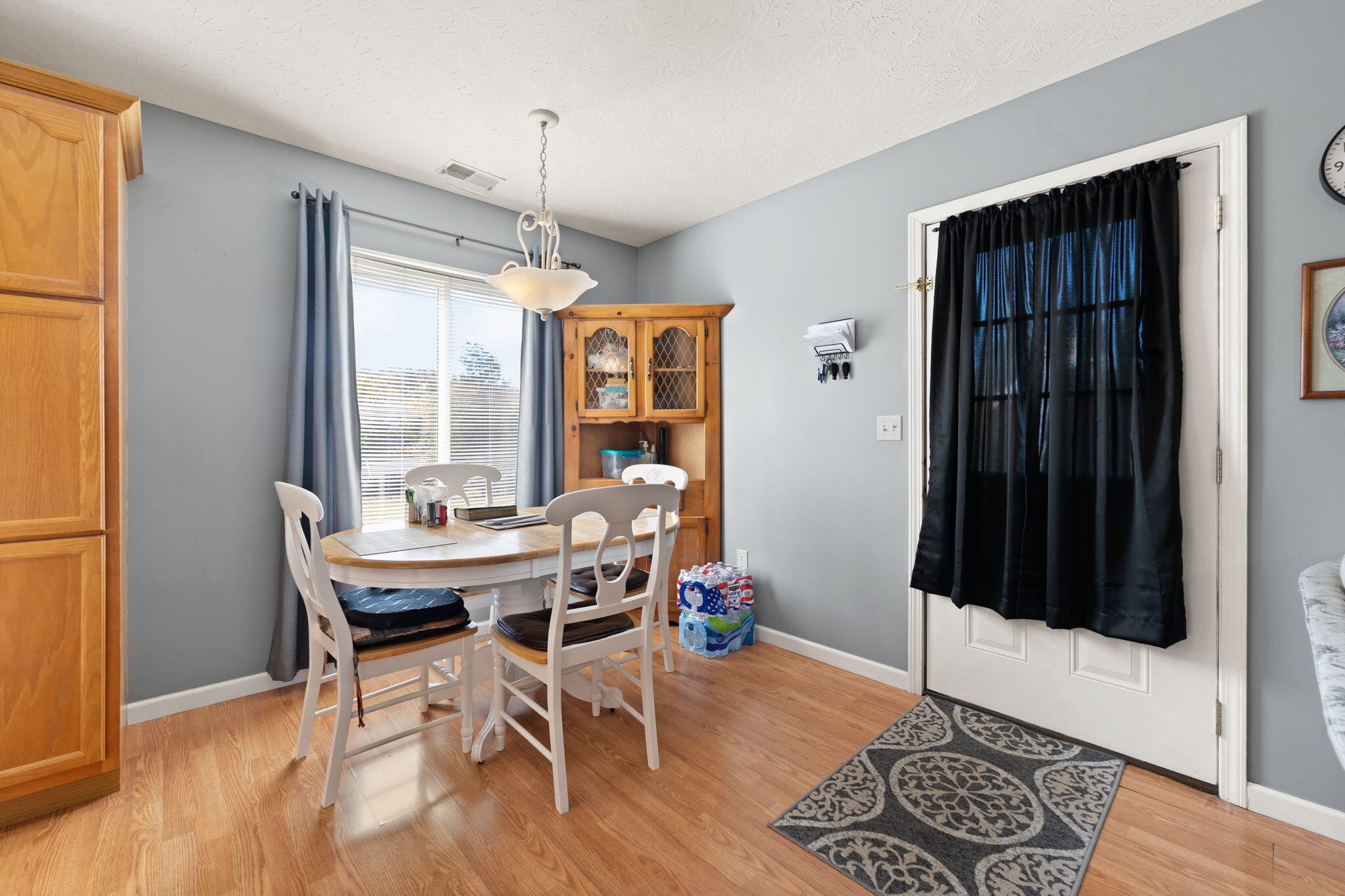 5694 Ky-52 Property Photo 2