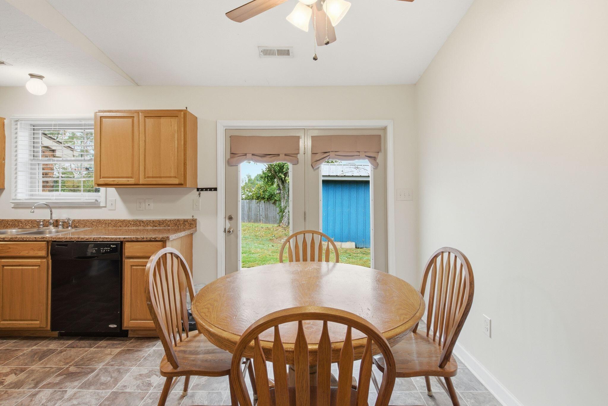 105 Springside Avenue Property Photo 4