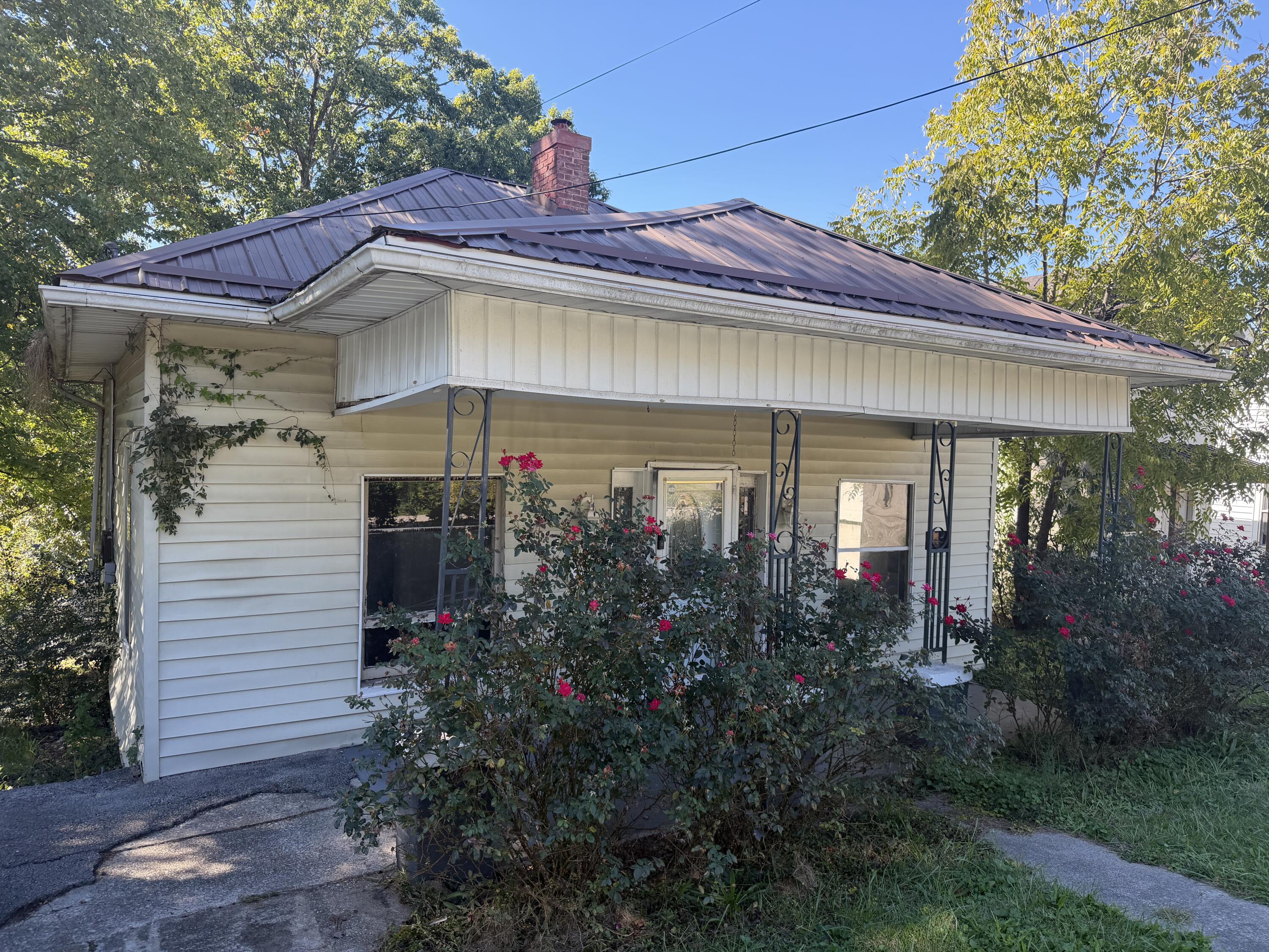 114 Jesson Street Property Photo 1