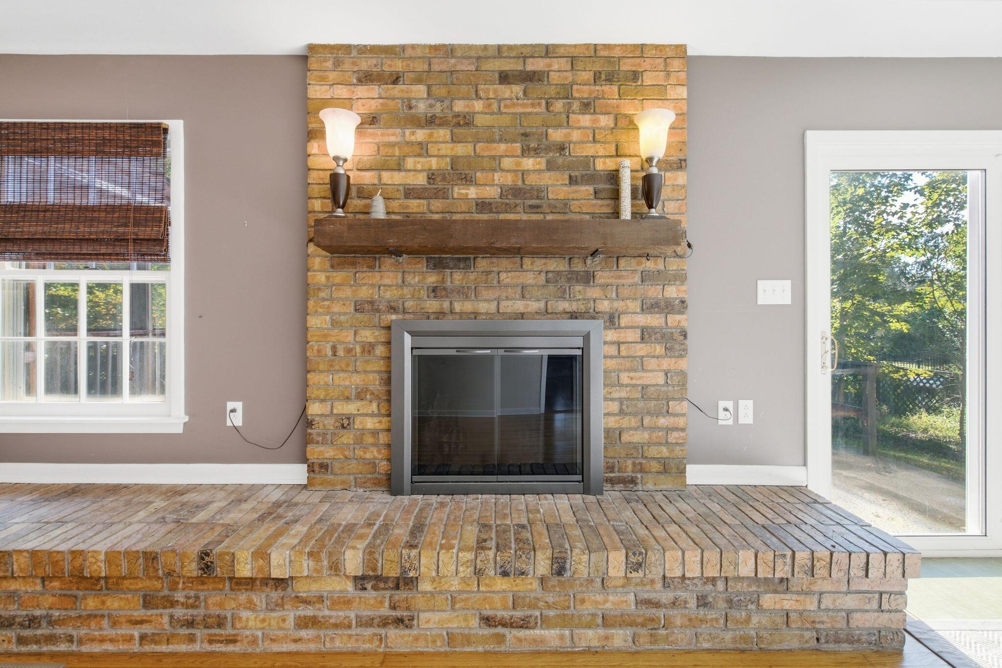 418 Estill Street Property Photo 5