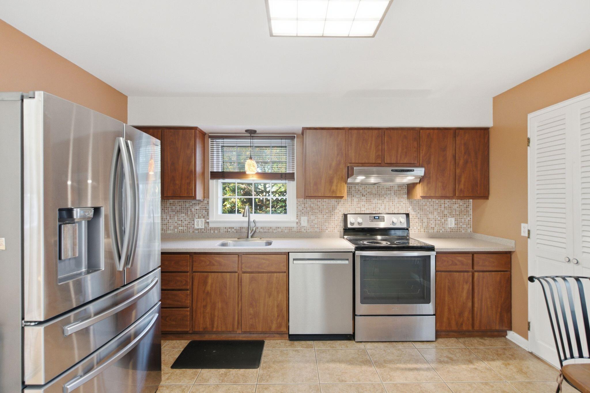 418 Estill Street Property Photo 9
