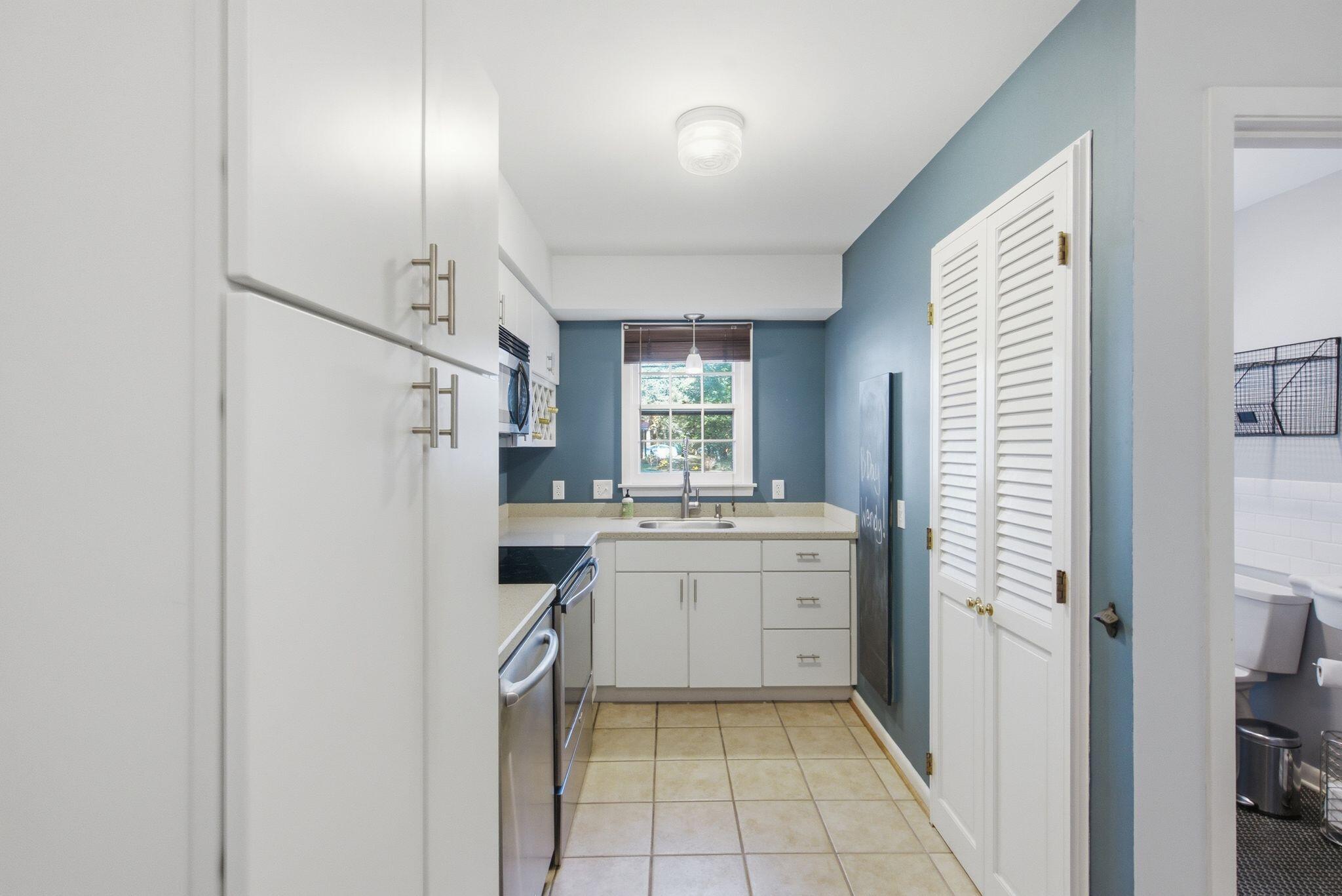 418 Estill Street Property Photo 18