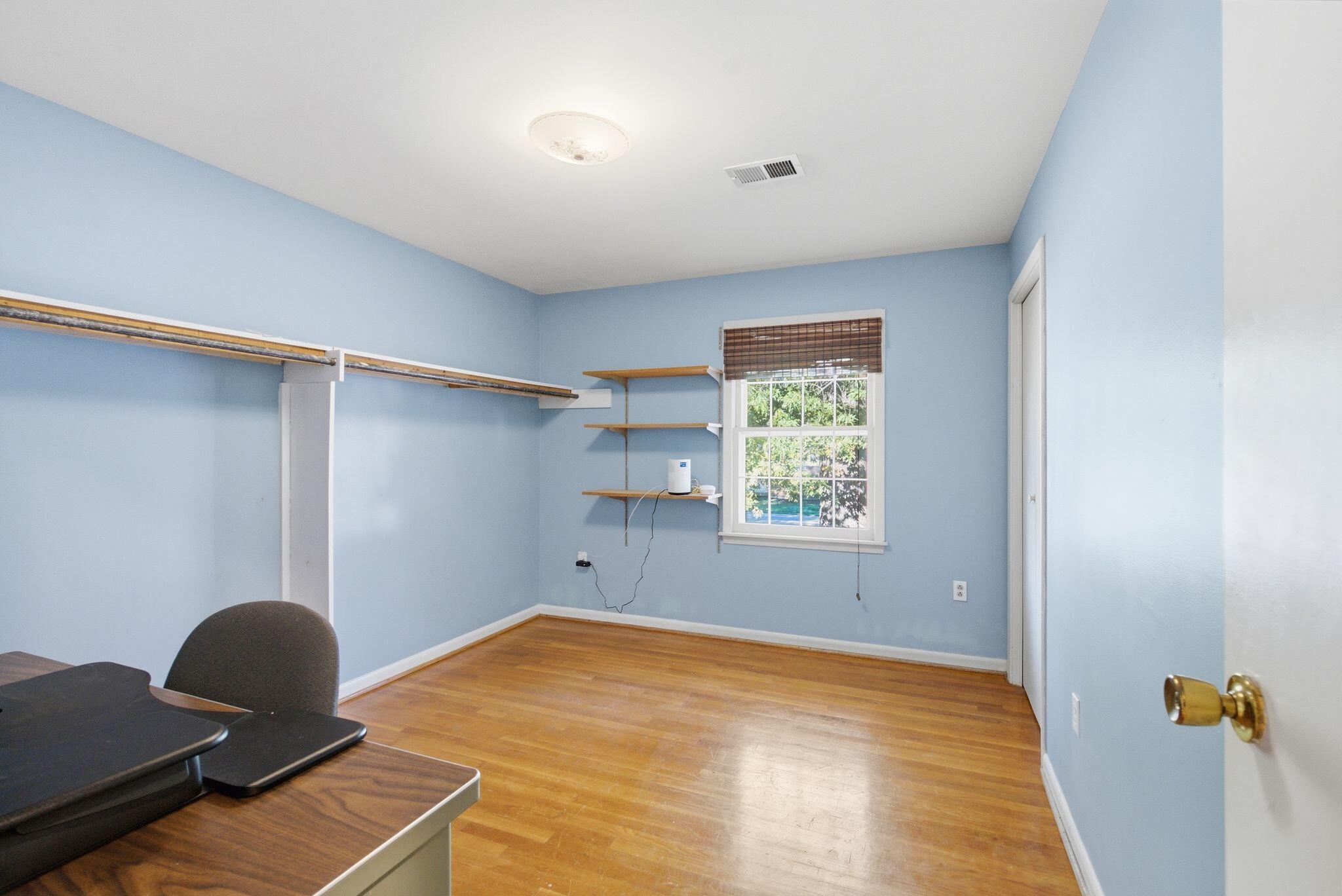 418 Estill Street Property Photo 34