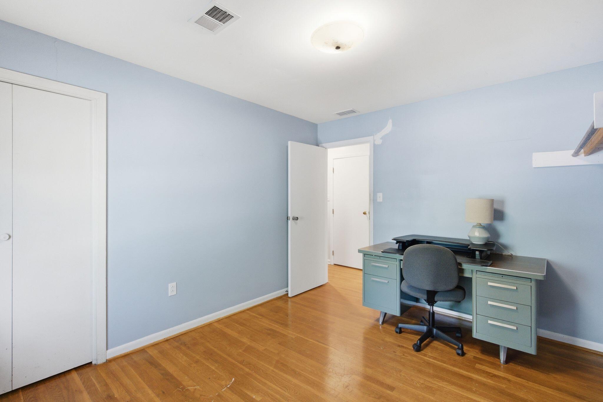 418 Estill Street Property Photo 35