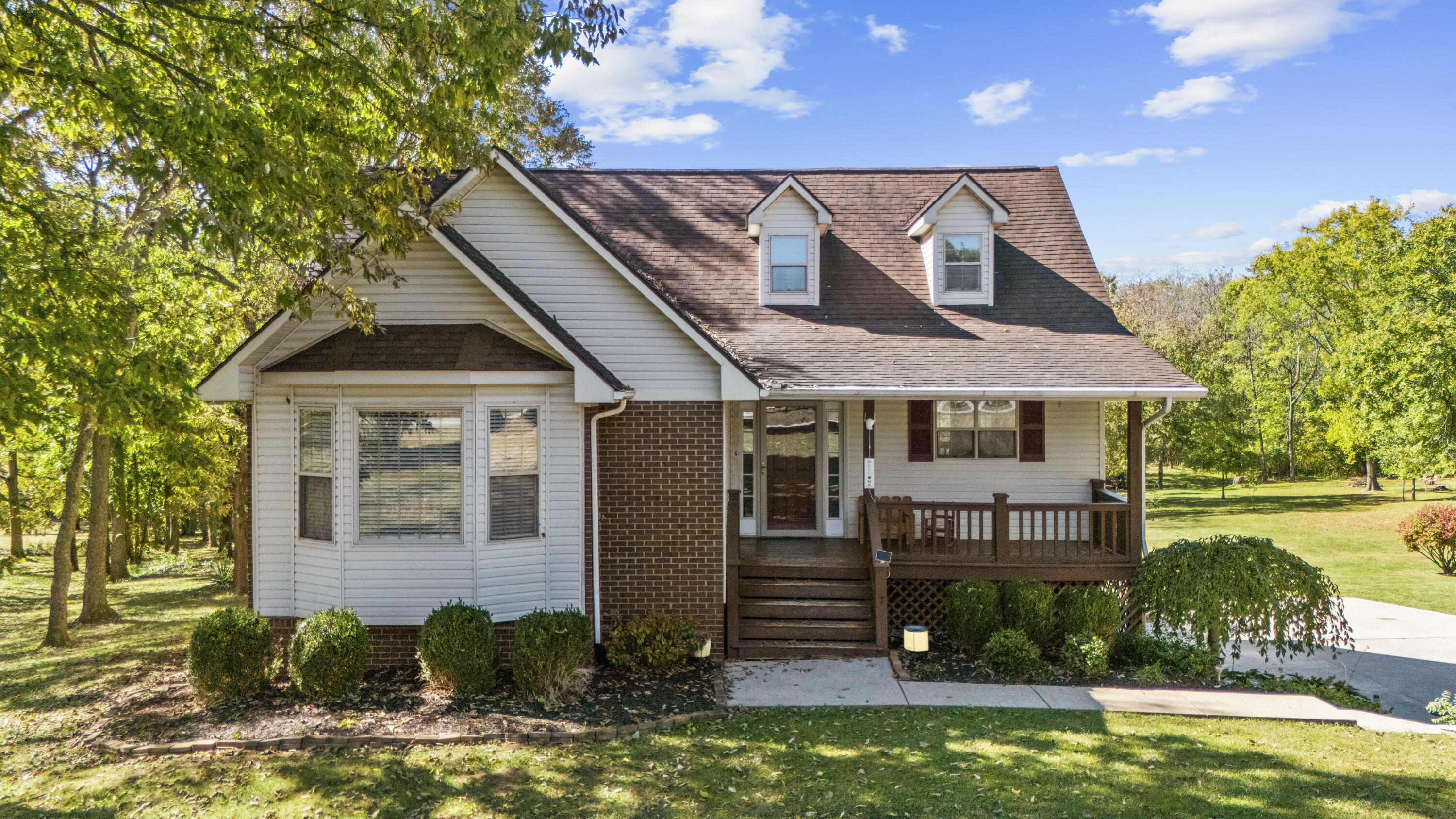 123 Indian Woods Court Property Photo 1