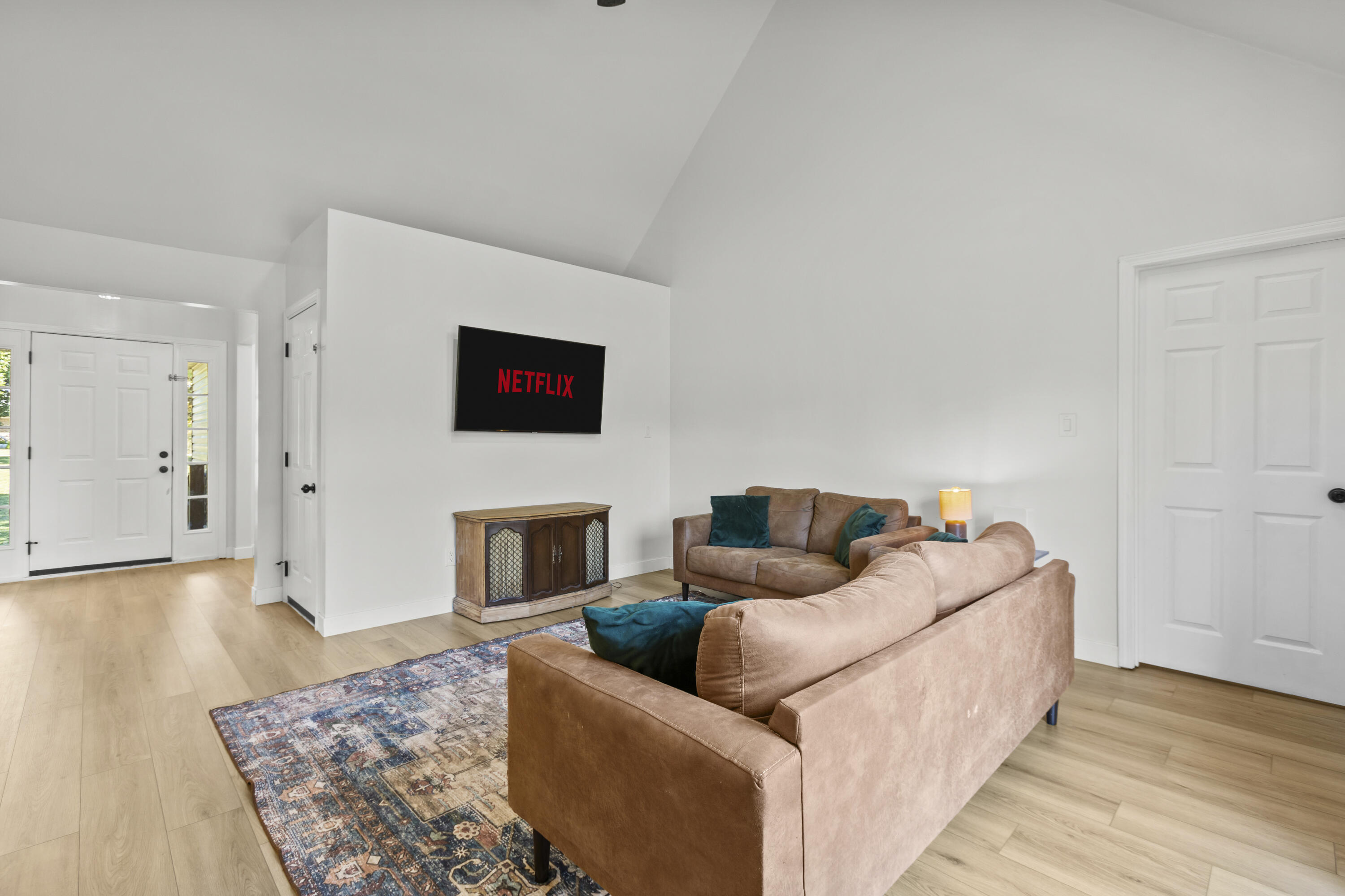 123 Indian Woods Court Property Photo 7