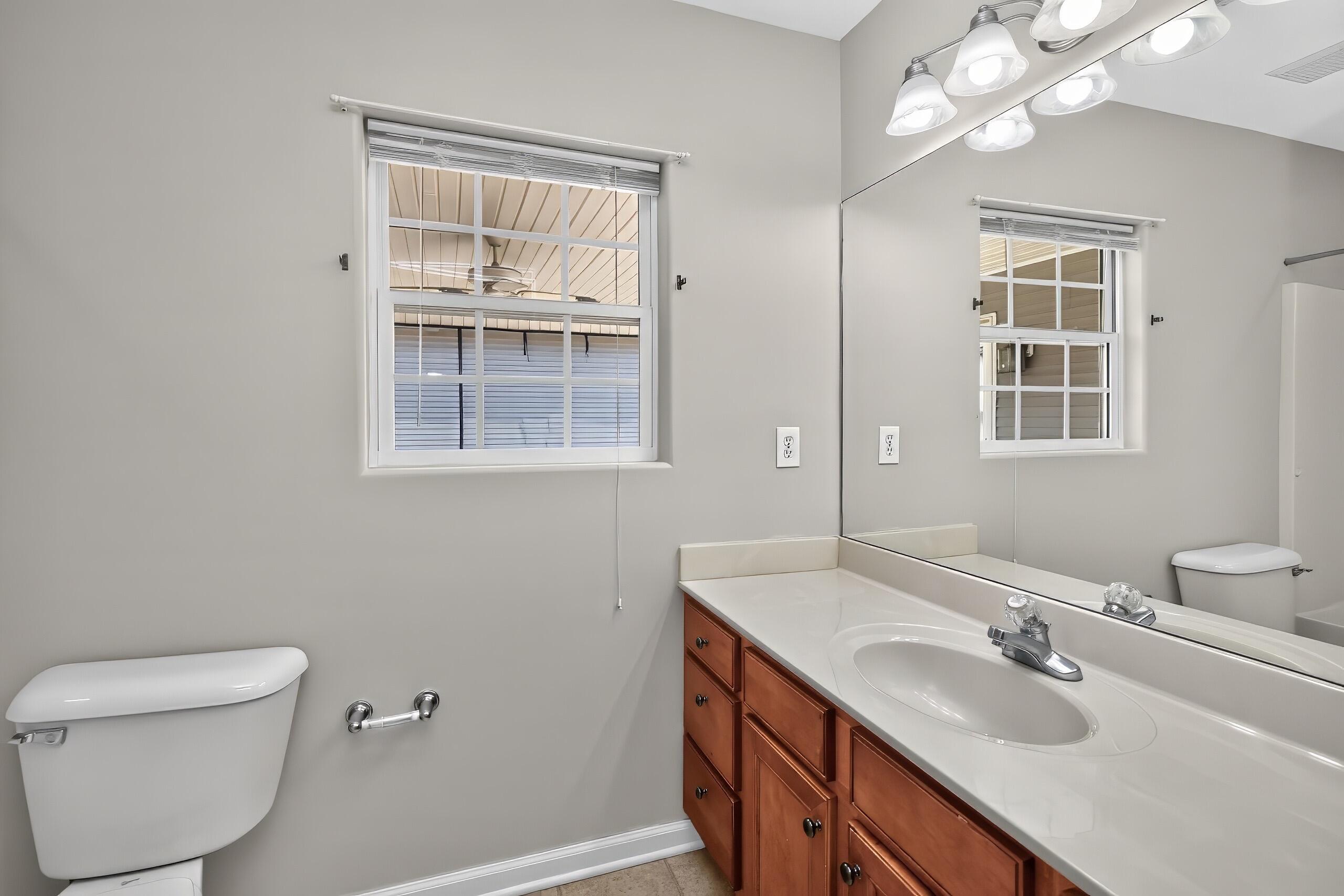 2708 Green Valley Court Property Photo 16