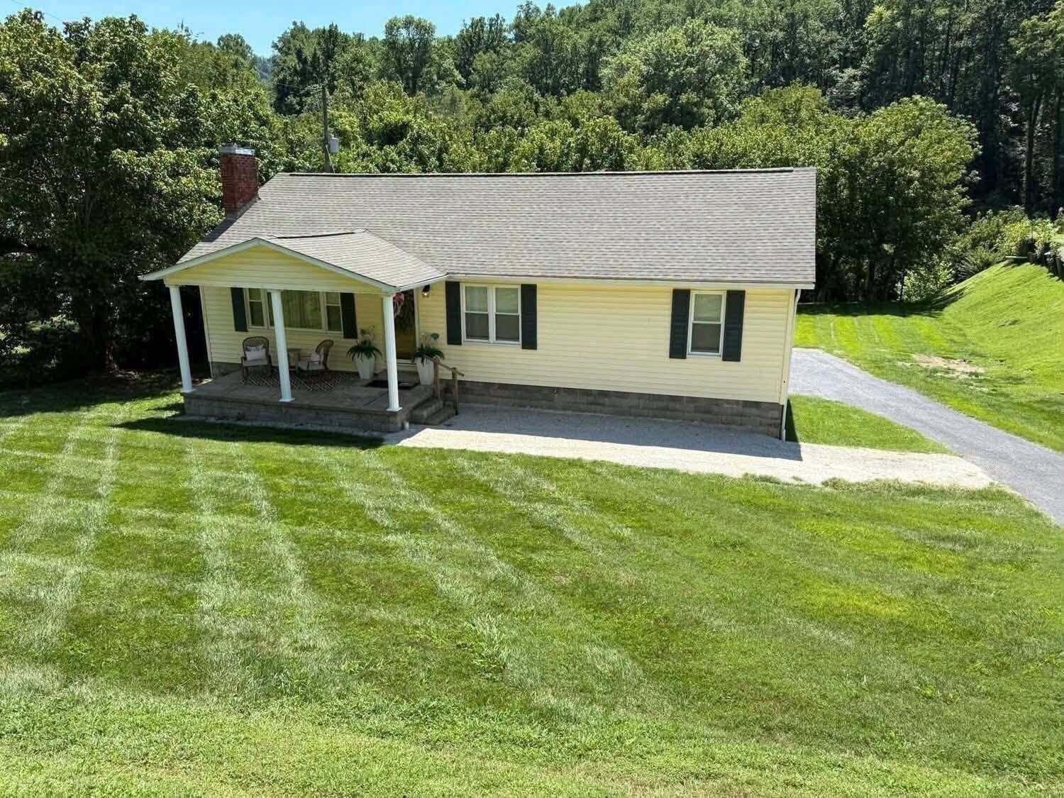 290 Ky Rt 3188 Property Photo 1