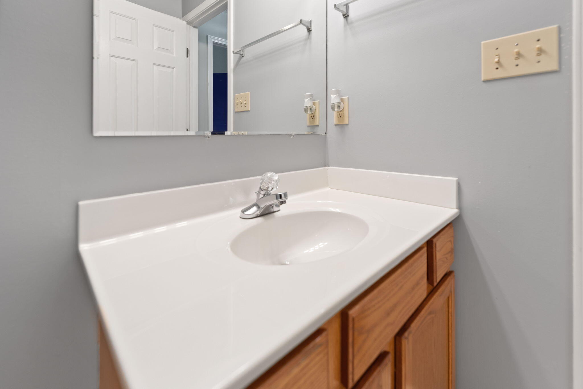 102 Thomas Lane Property Photo 15