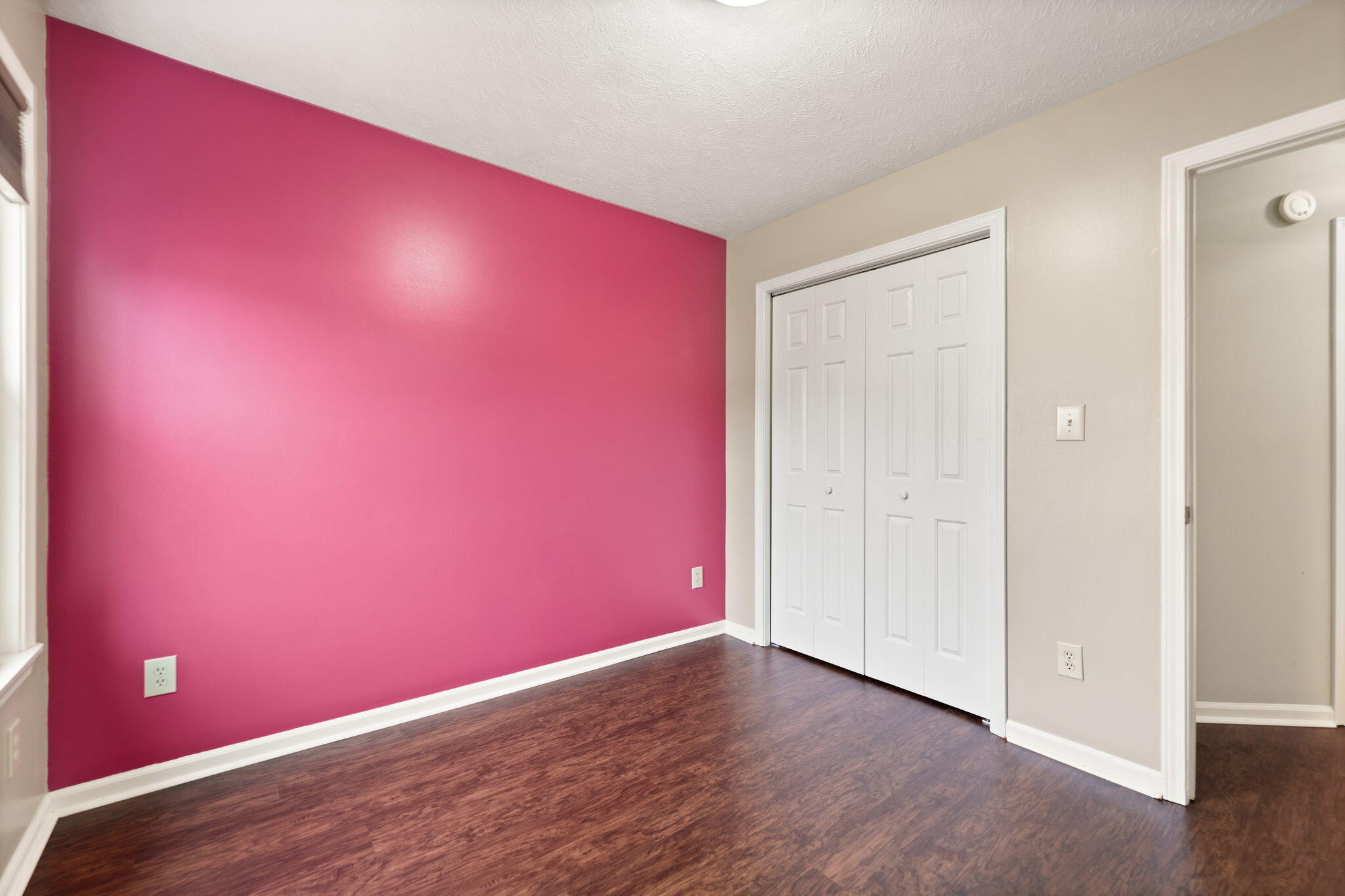 102 Thomas Lane Property Photo 22