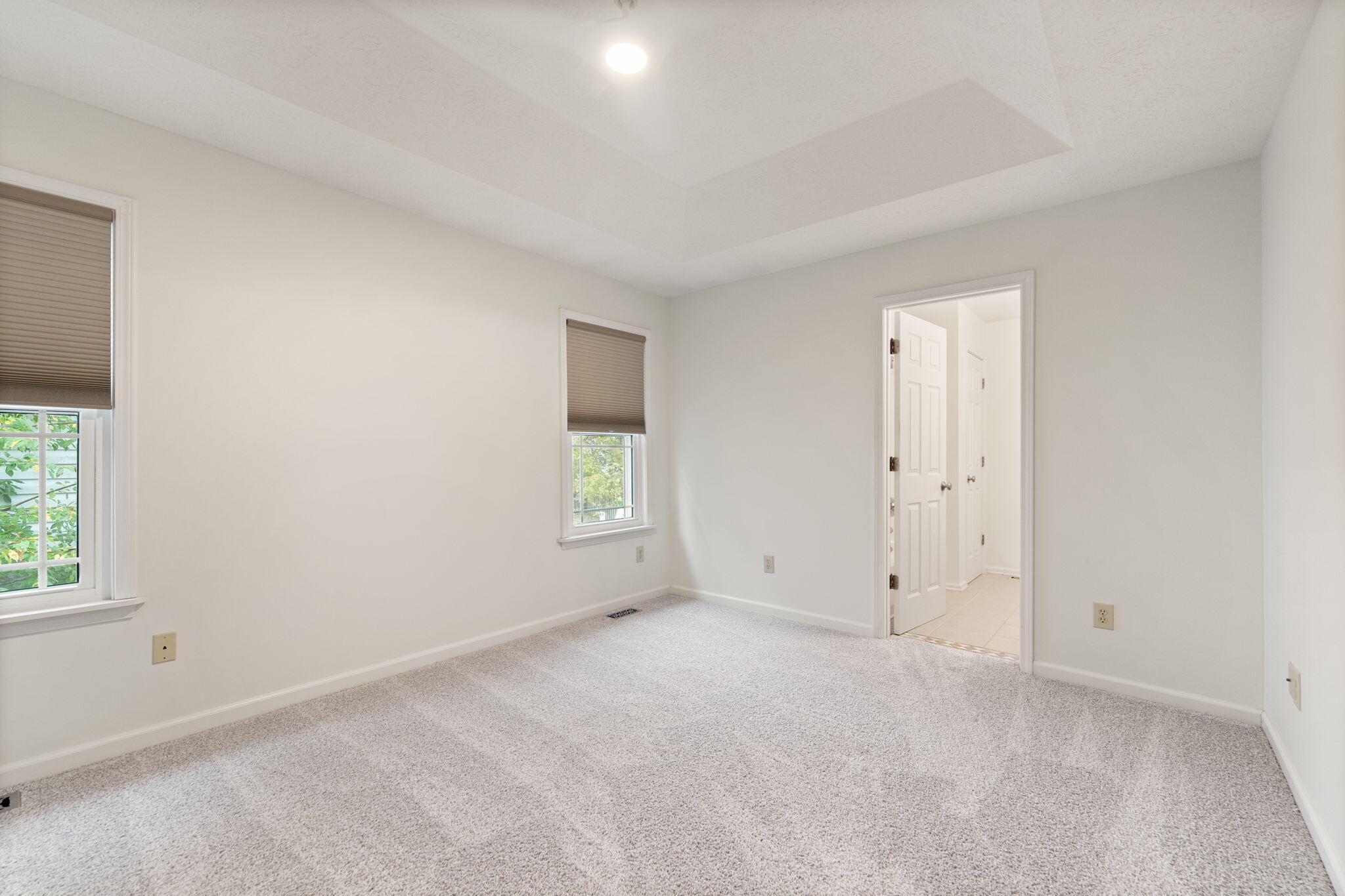 102 Thomas Lane Property Photo 26