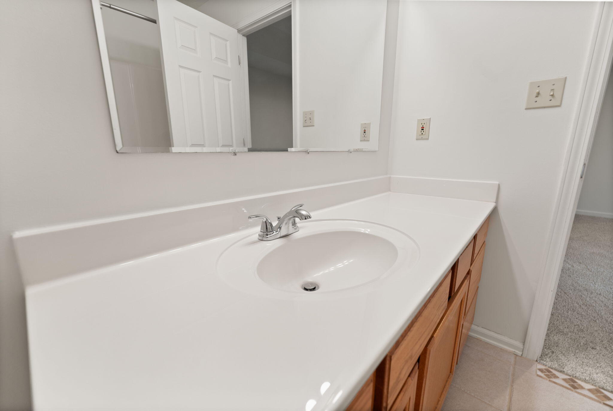 102 Thomas Lane Property Photo 28