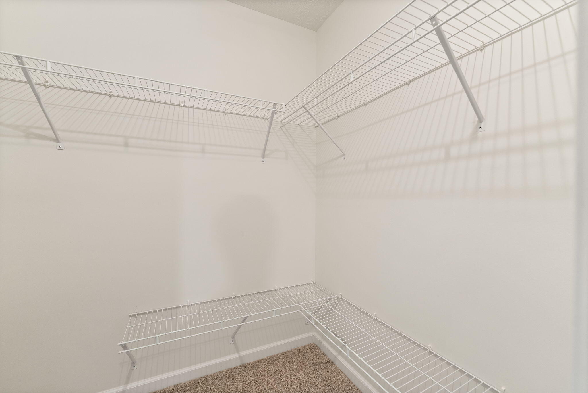 102 Thomas Lane Property Photo 32