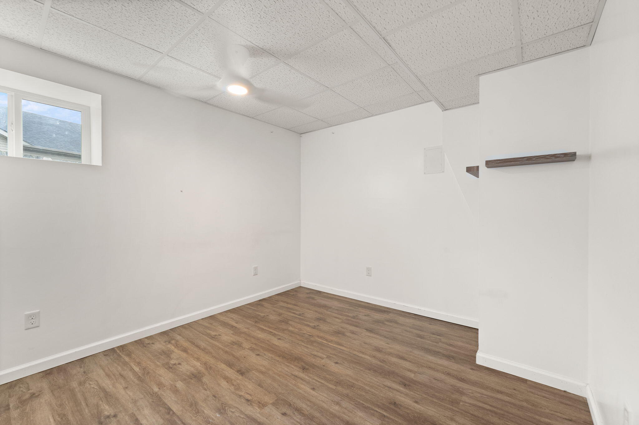 102 Thomas Lane Property Photo 47