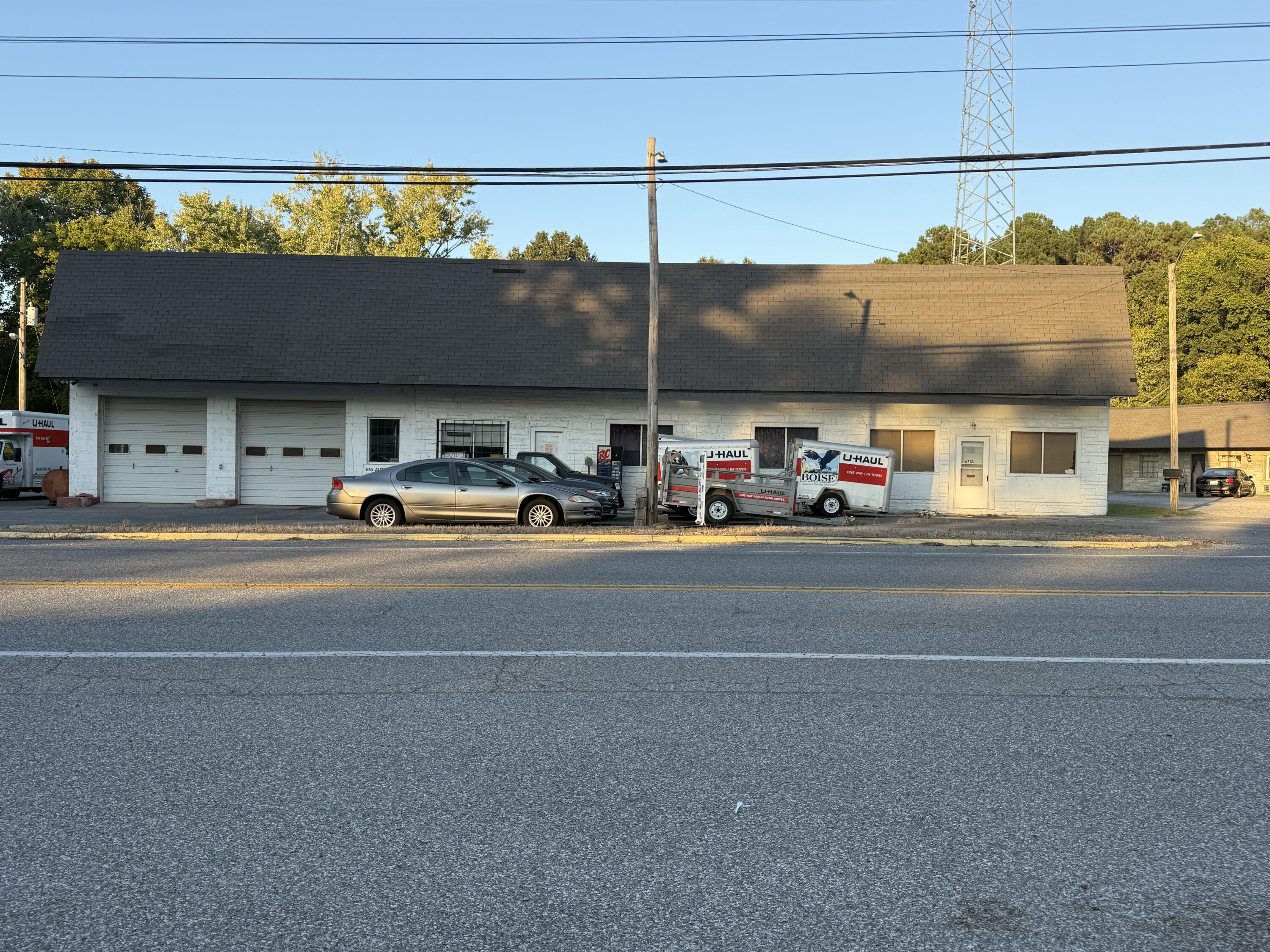 6710 Benton Road Property Photo 5